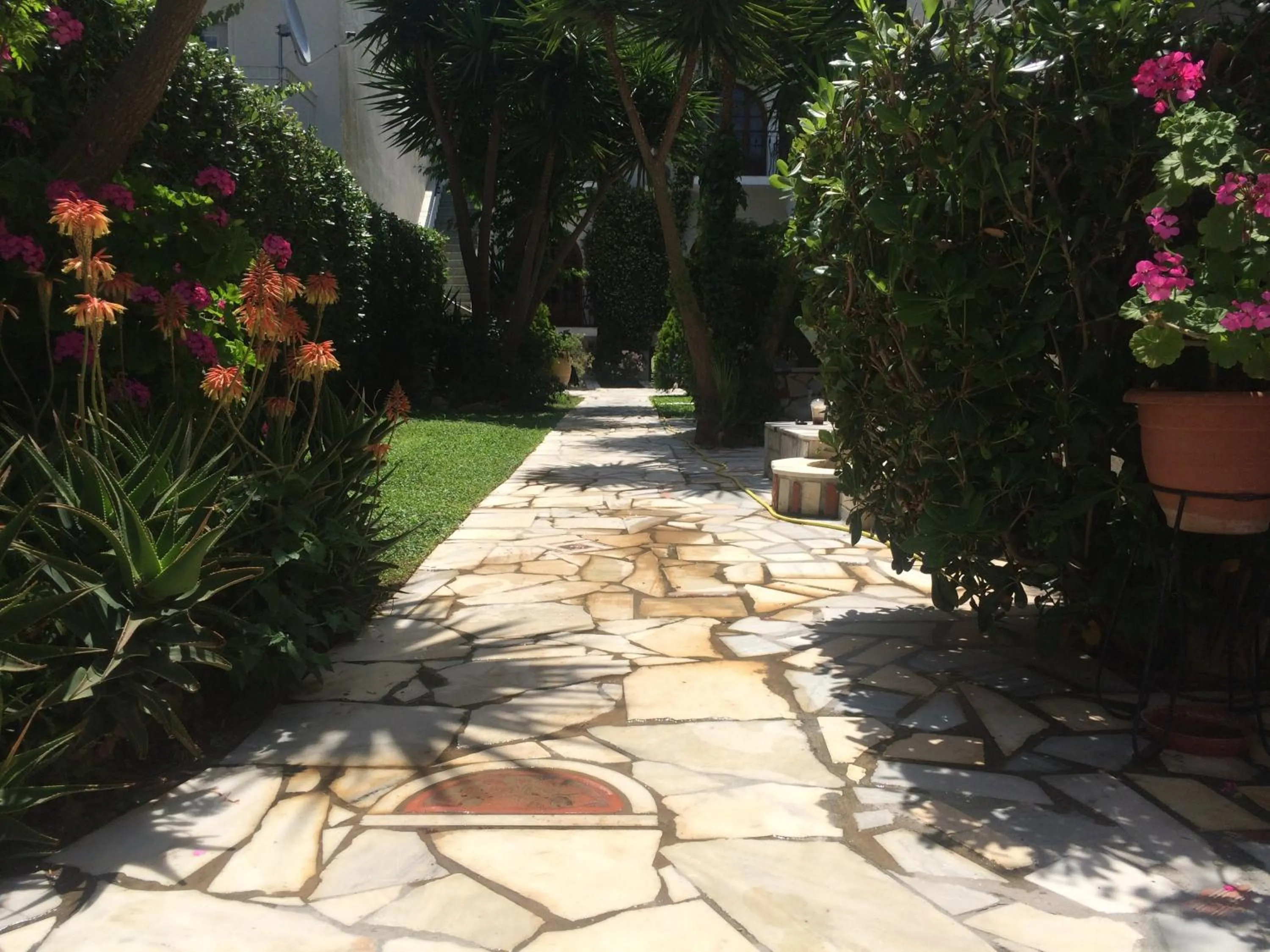 Facade/entrance in Villa Belmar Self-Catered Apartments