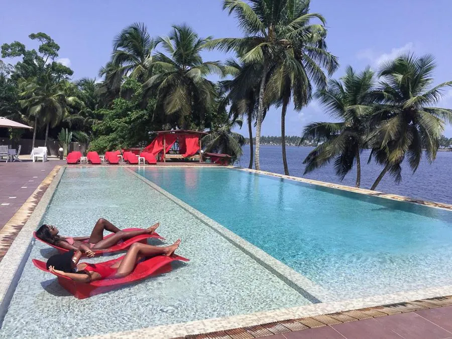 Swimming pool in Hotel Coucoue Lodge