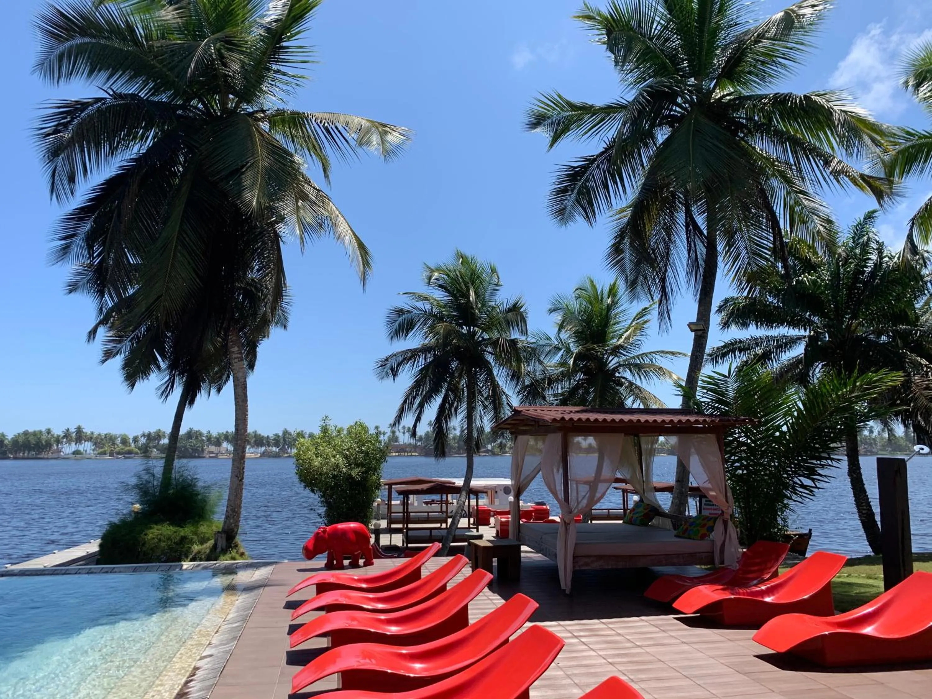 Swimming pool in Hotel Coucoue Lodge