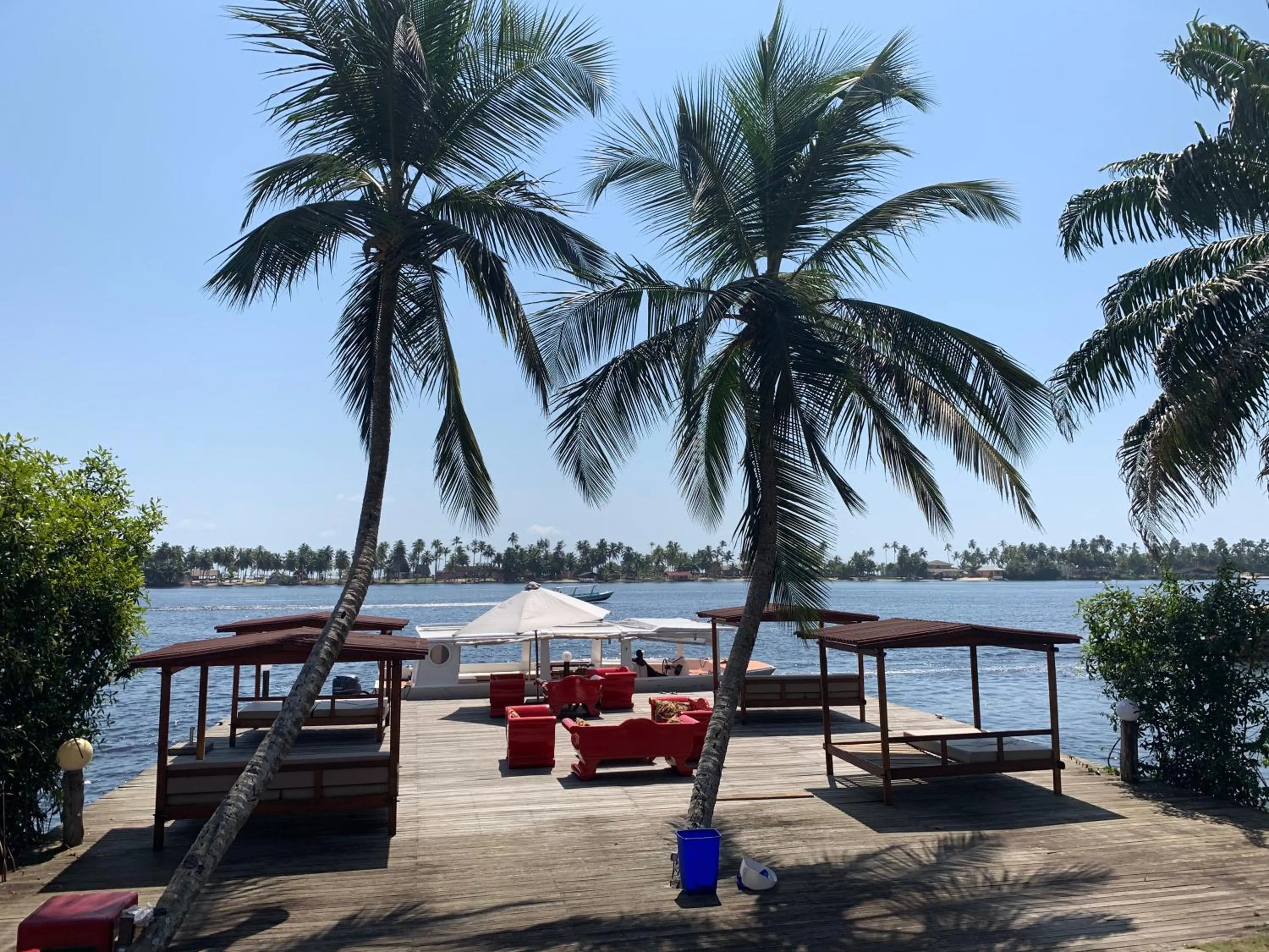 River view in Hotel Coucoue Lodge