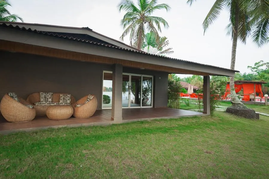 Facade/entrance in Hotel Coucoue Lodge