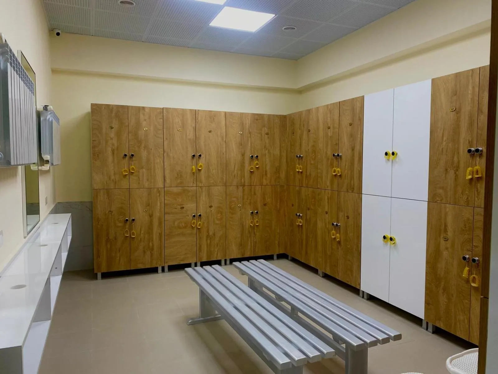 Swimming pool in Rusel Hotel