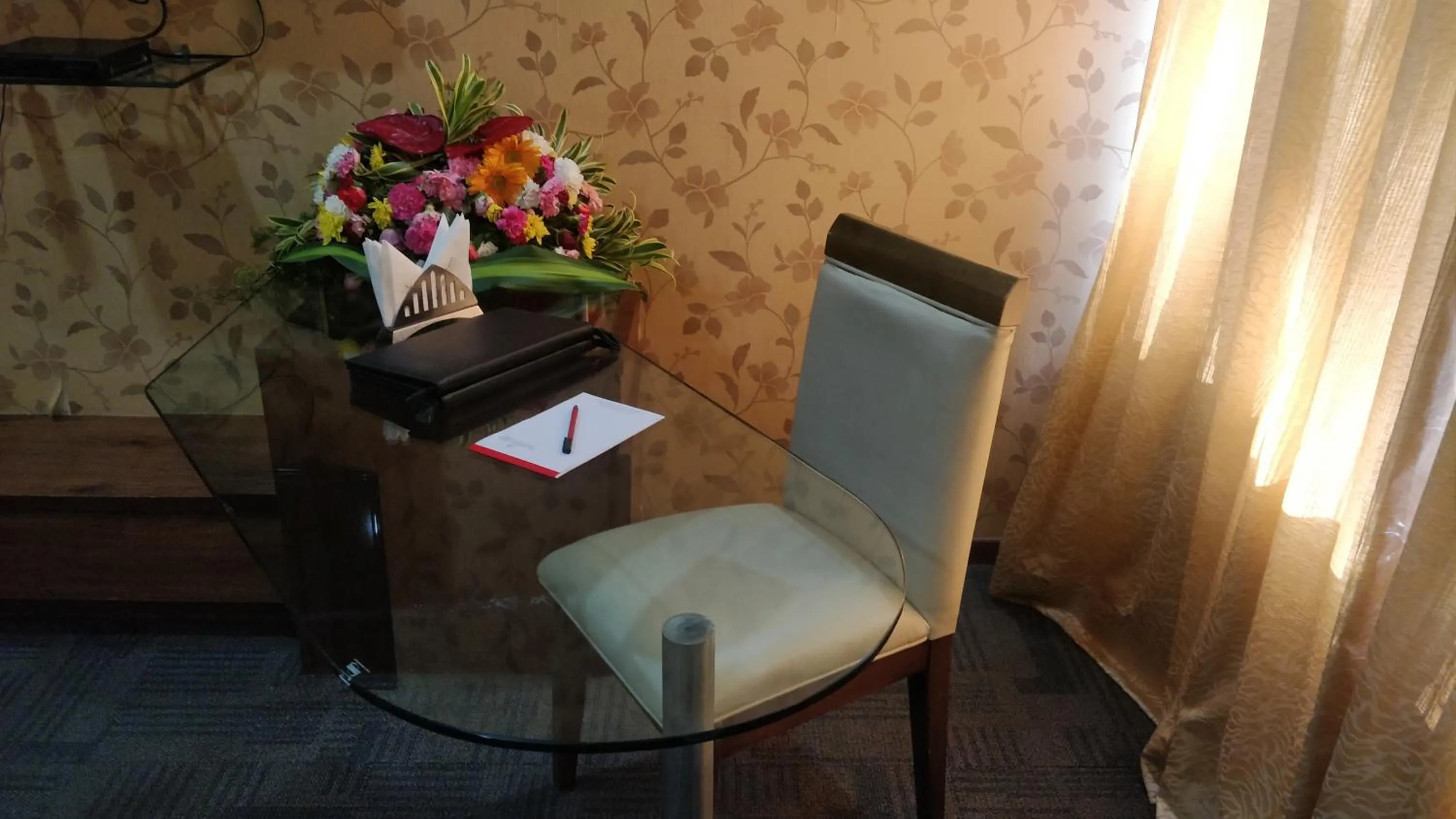 Dining area in Hotel Ambient Turret