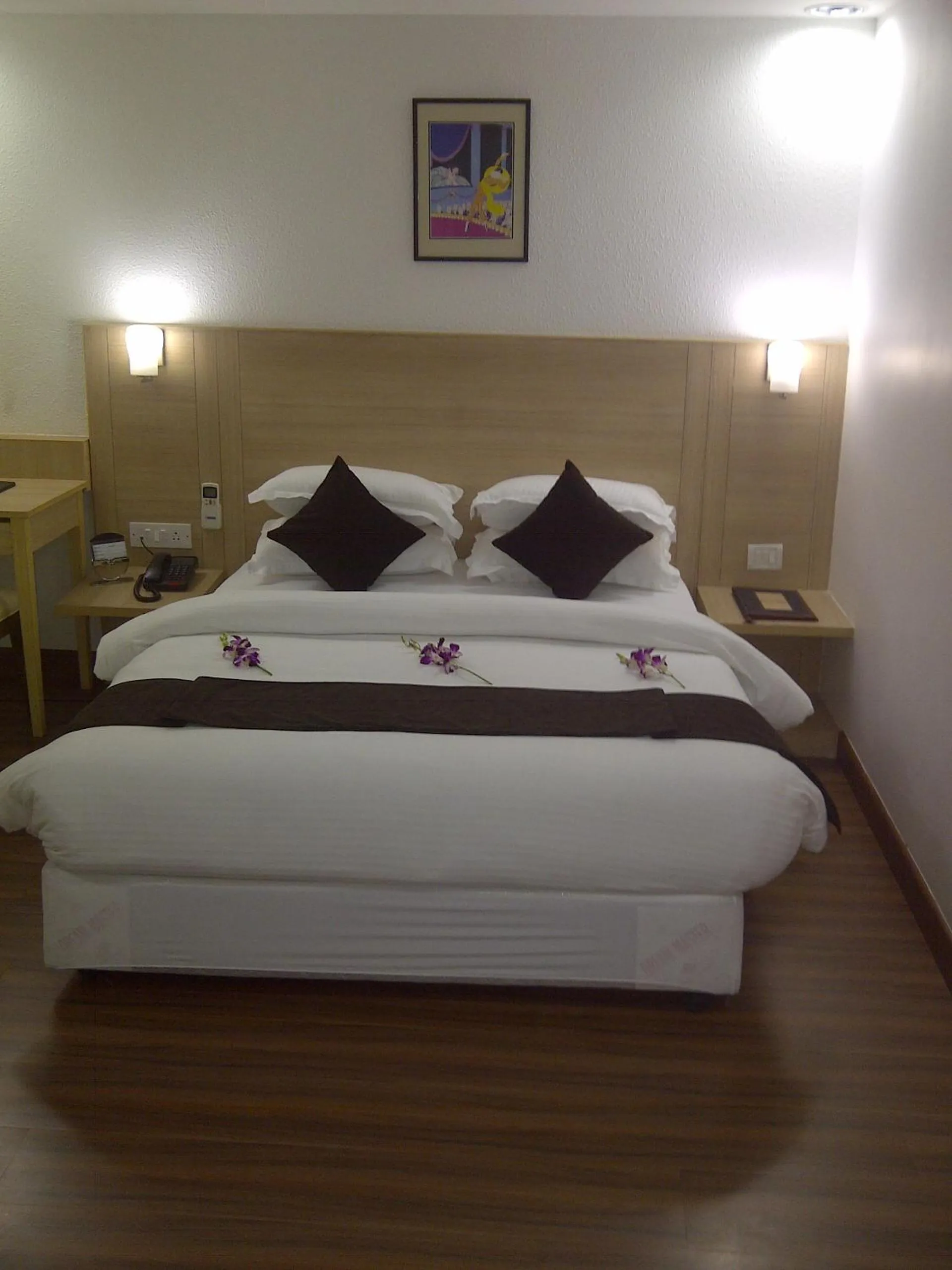 Hotel Ambient Turret