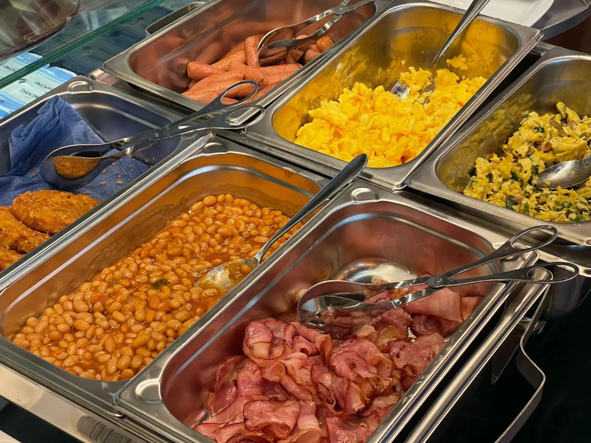 Breakfast in Lisbon Colours Bairro Alto Apartments