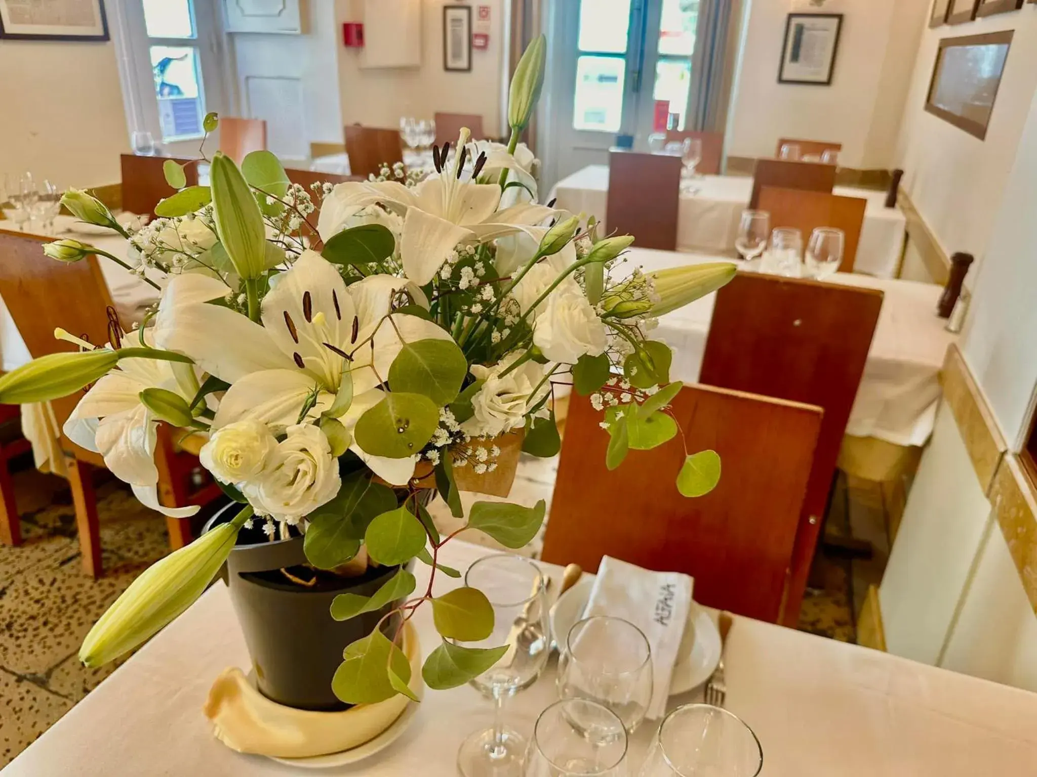 Restaurant/places to eat in Lisbon Colours Bairro Alto Apartments Restaurant/places to eat in Lisbon Colours Bairro Alto Apartments