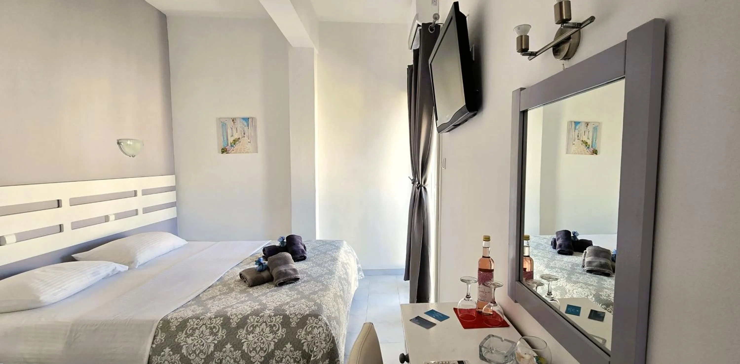 Bed in Syros Holidays