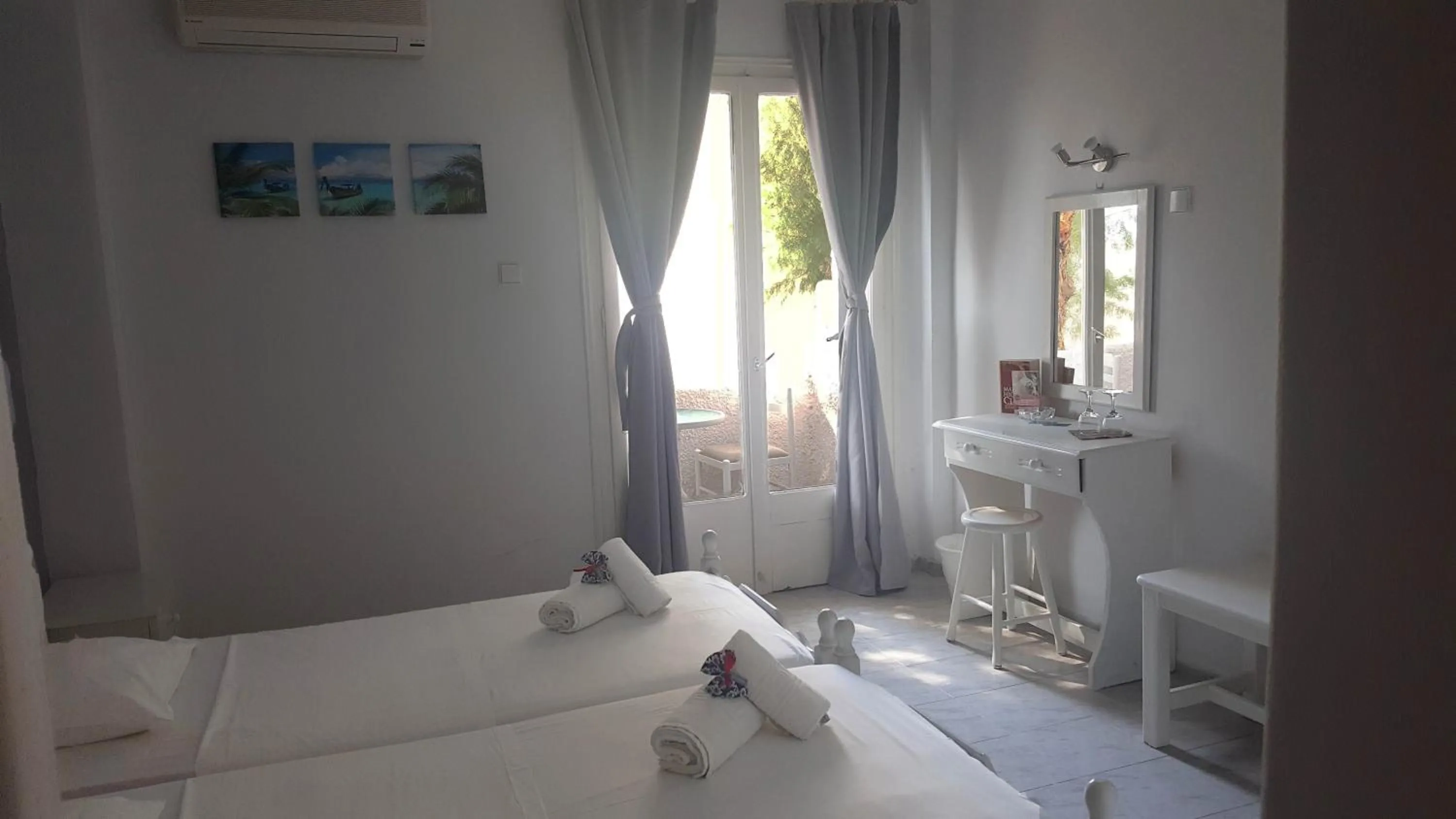 Bed in Syros Holidays