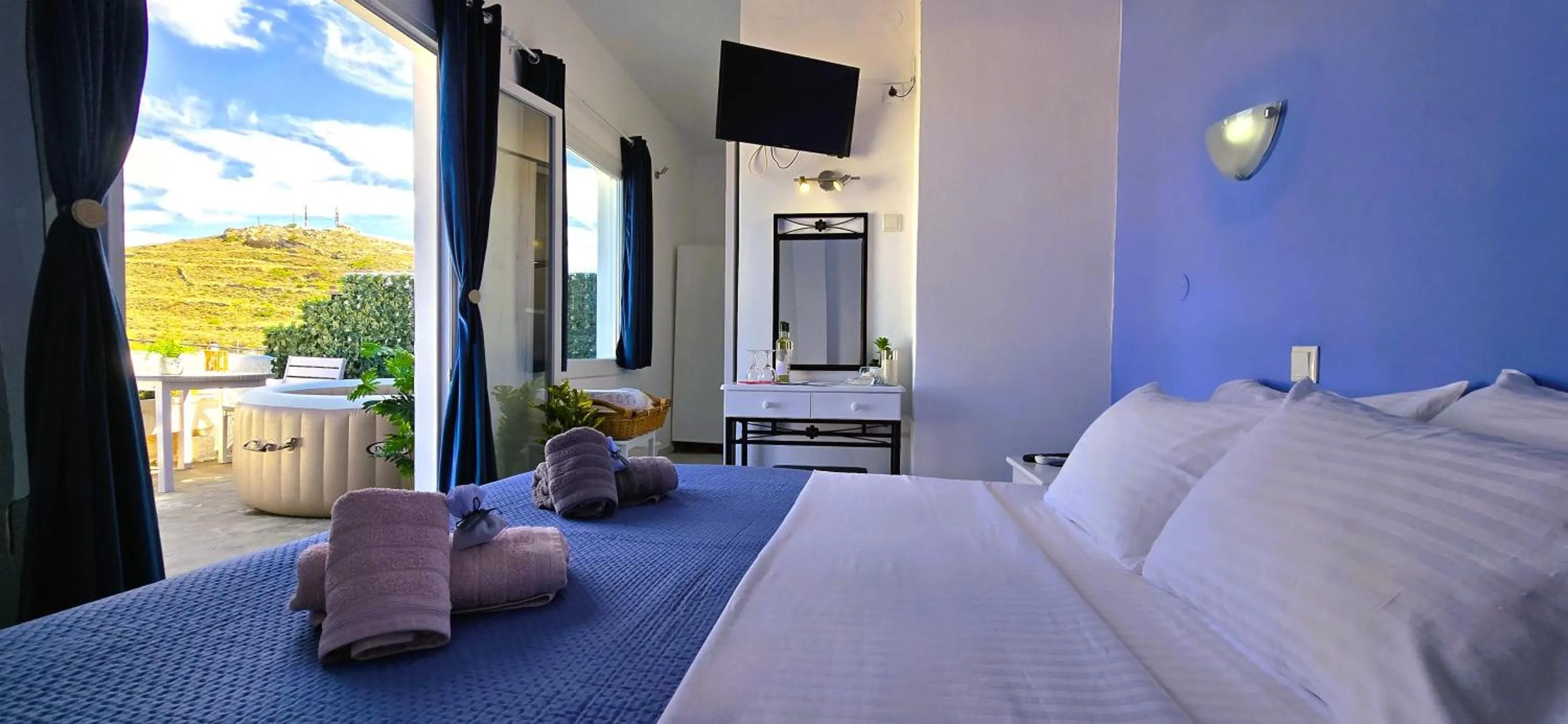 Bed in Syros Holidays