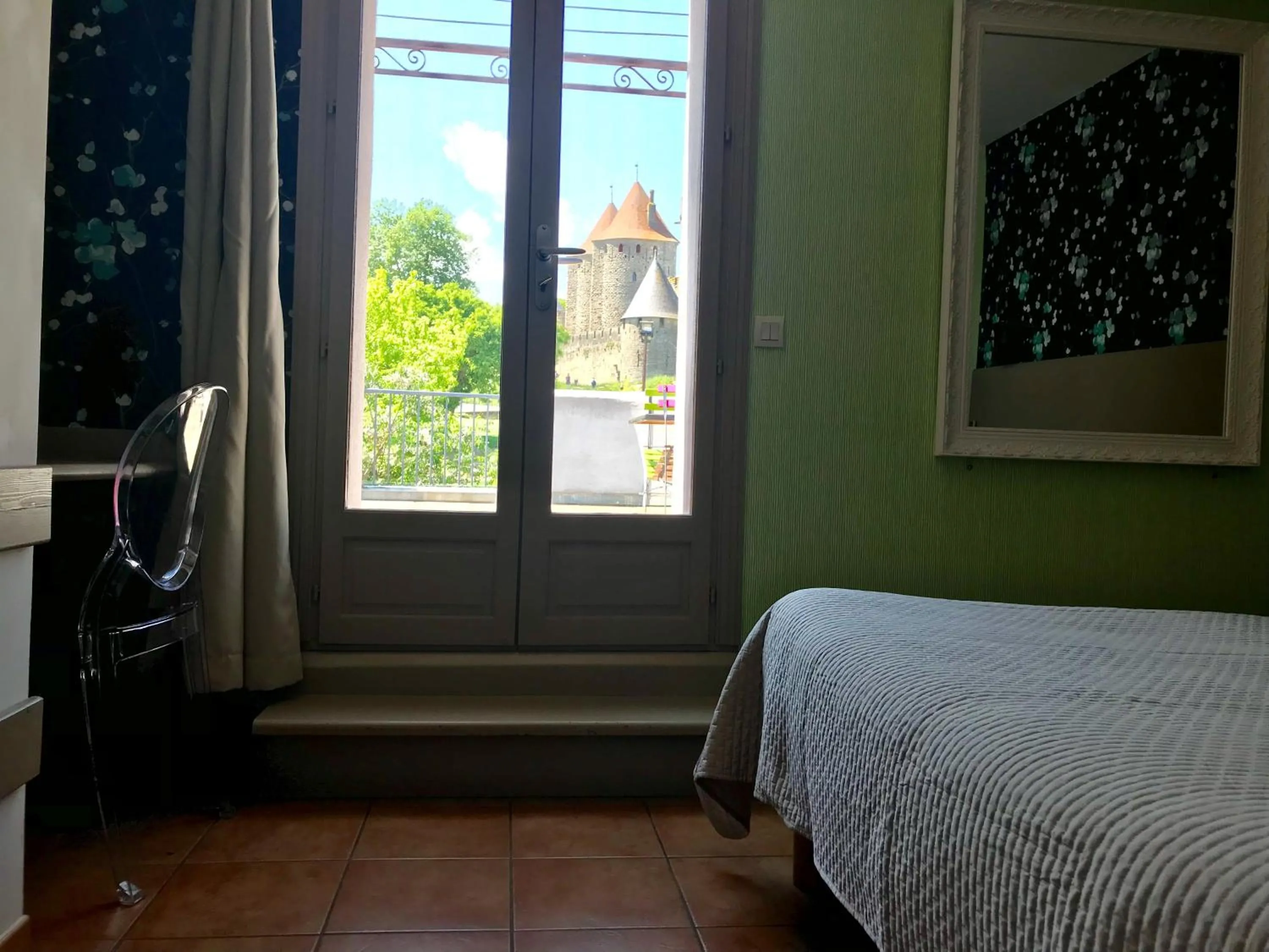 Double Room with Terrace - single occupancy in La Rapière