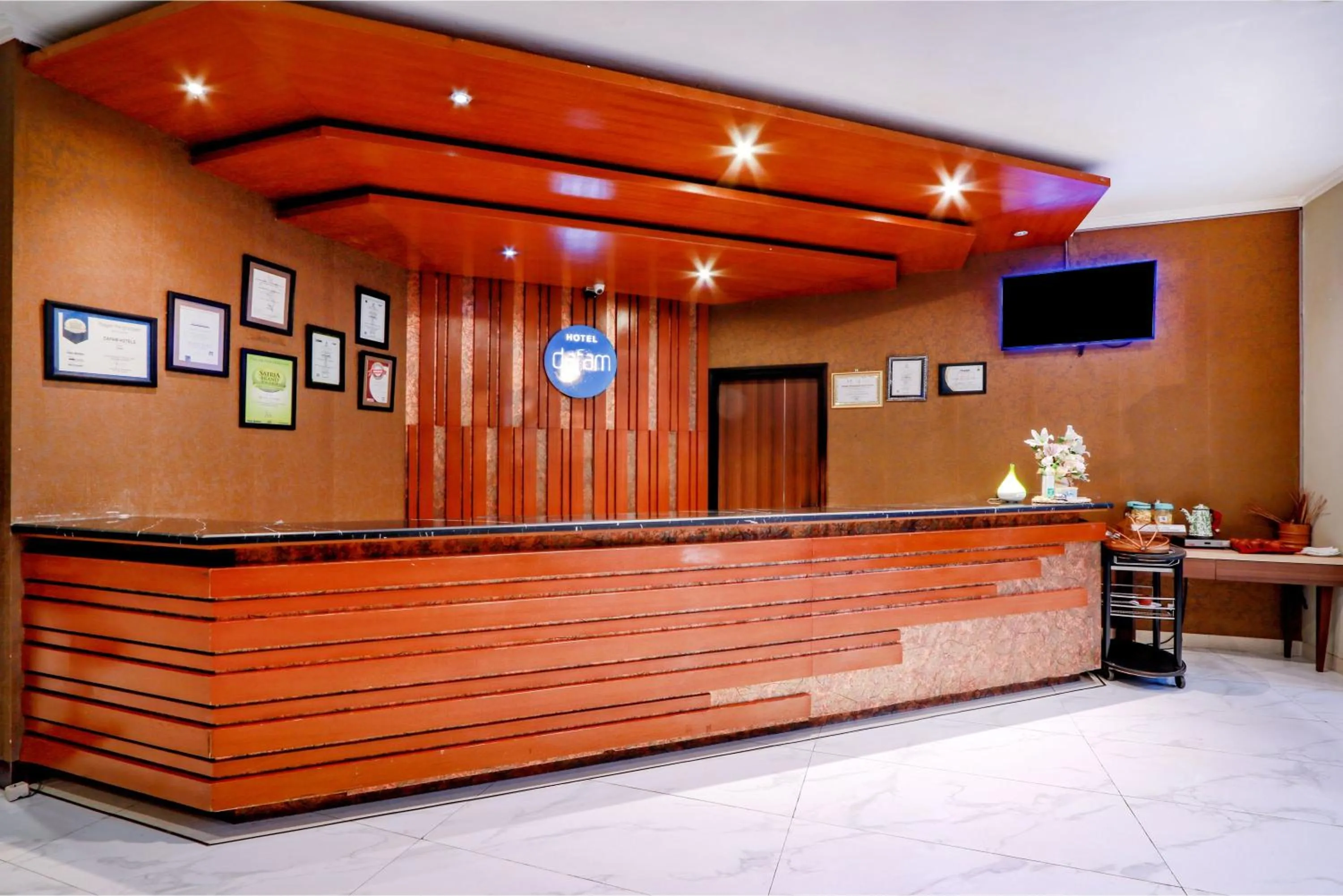 Lobby or reception in Hotel Dafam Pekalongan