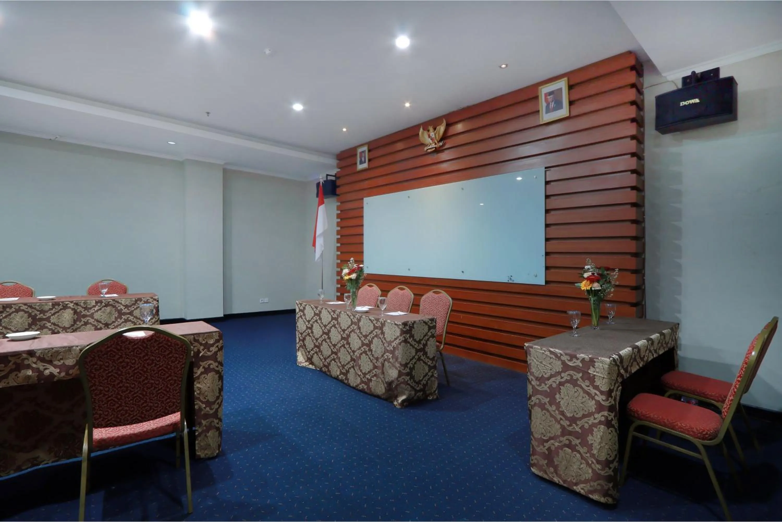 Meeting/conference room in Hotel Dafam Pekalongan