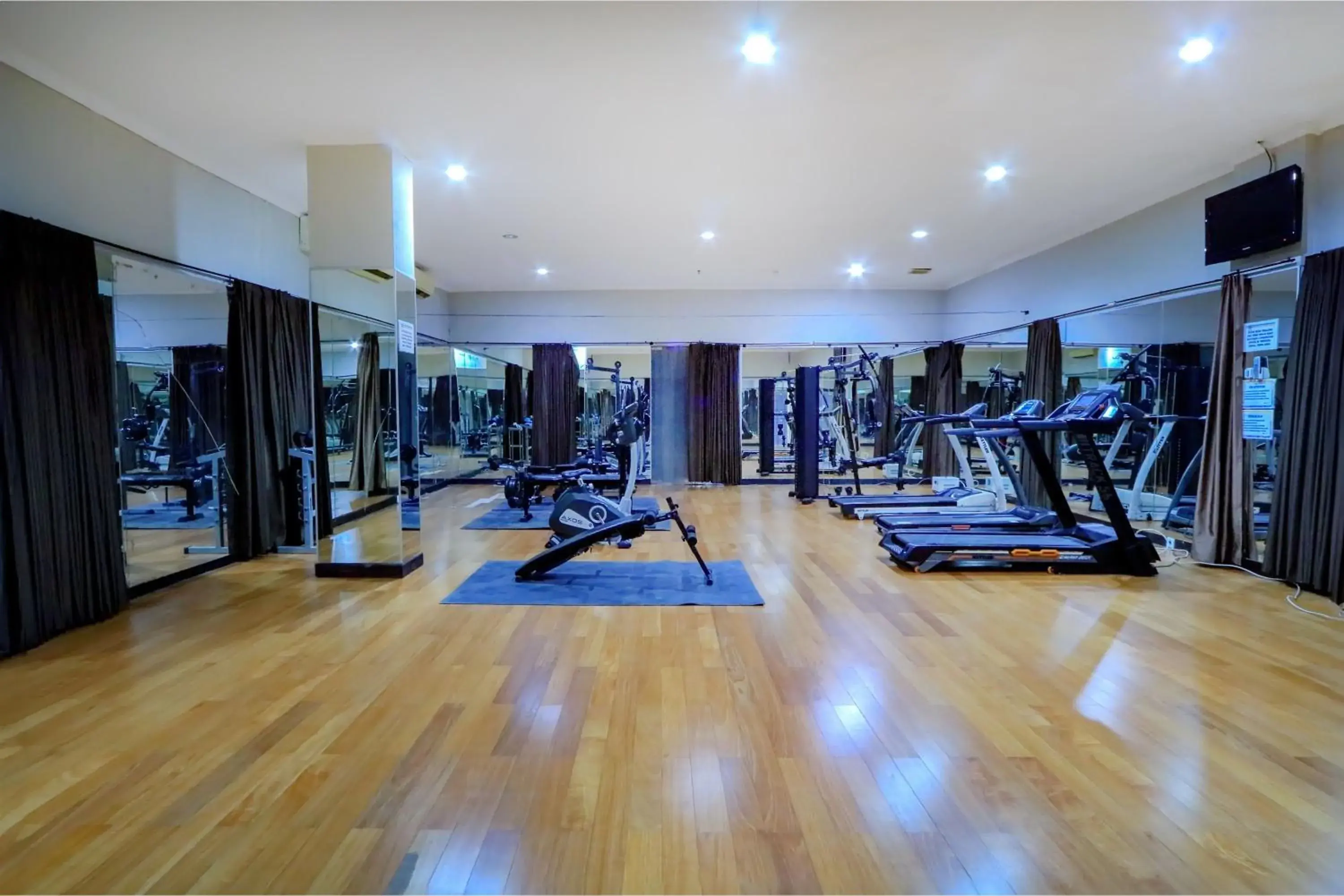 Fitness centre/facilities in Hotel Dafam Pekalongan Fitness centre/facilities in Hotel Dafam Pekalongan