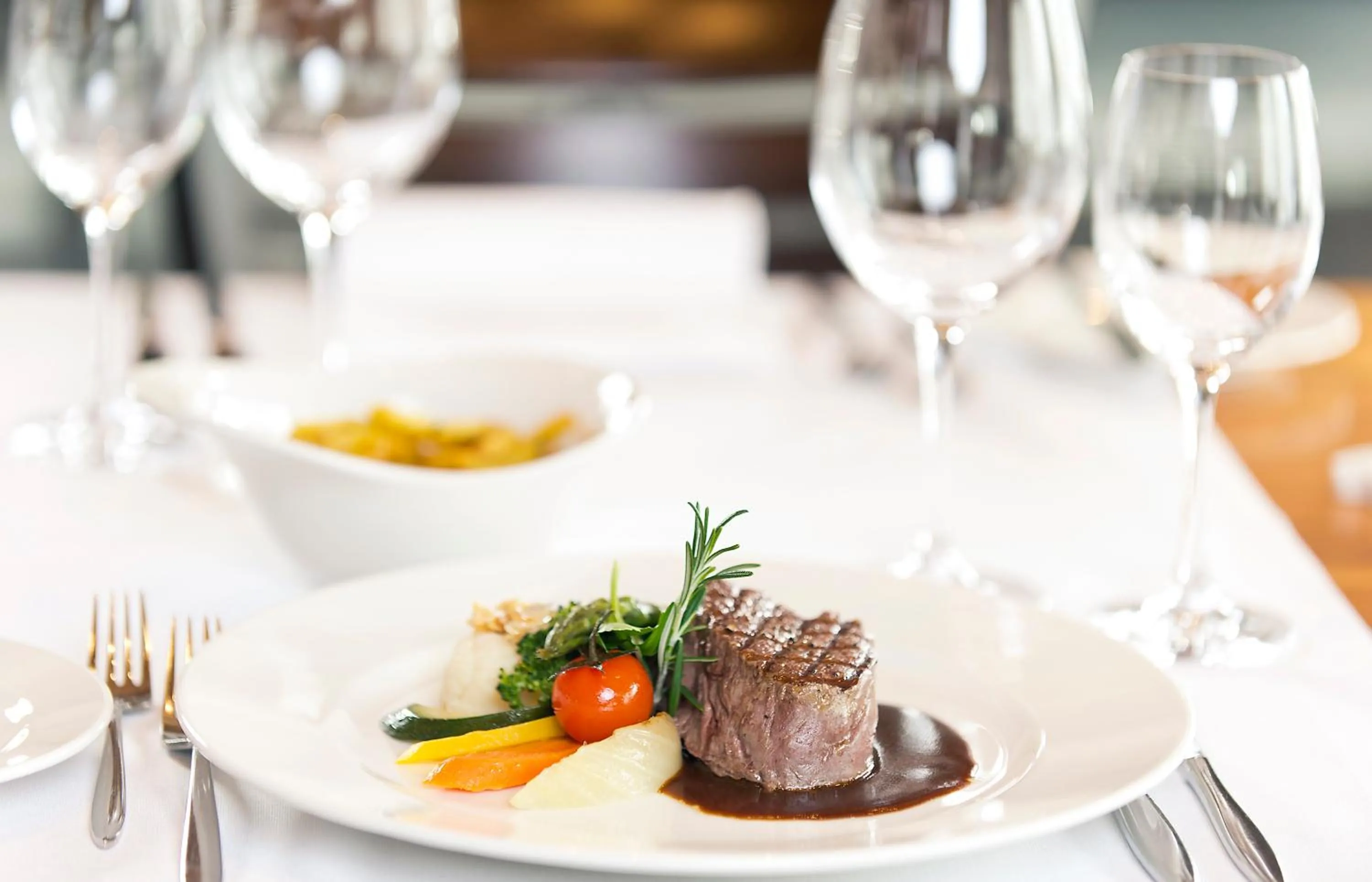 Food and drinks in Hotel Sportcenter Fünf Dörfer AG