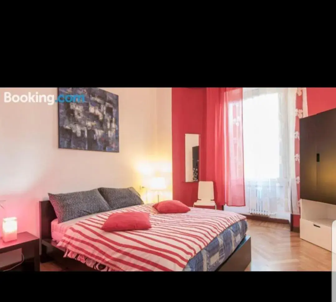 Double or Twin Room with Shared Bathroom in Central Hostel Milano Double or Twin Room with Shared Bathroom in Central Hostel Milano