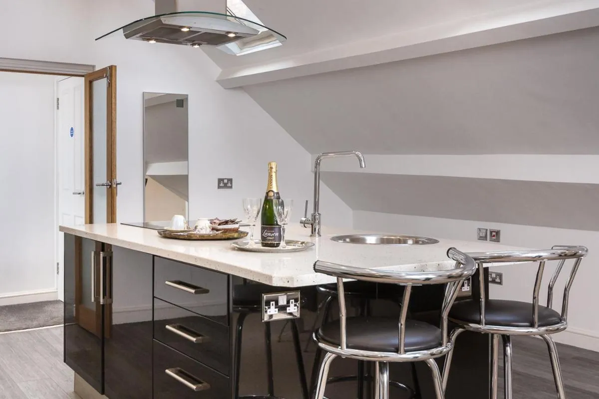 kitchen in Lincoln House Private Hotel