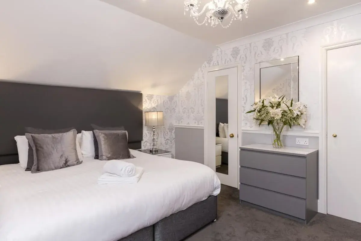 Twin/Super King in Lincoln House Private Hotel Twin/Super King in Lincoln House Private Hotel