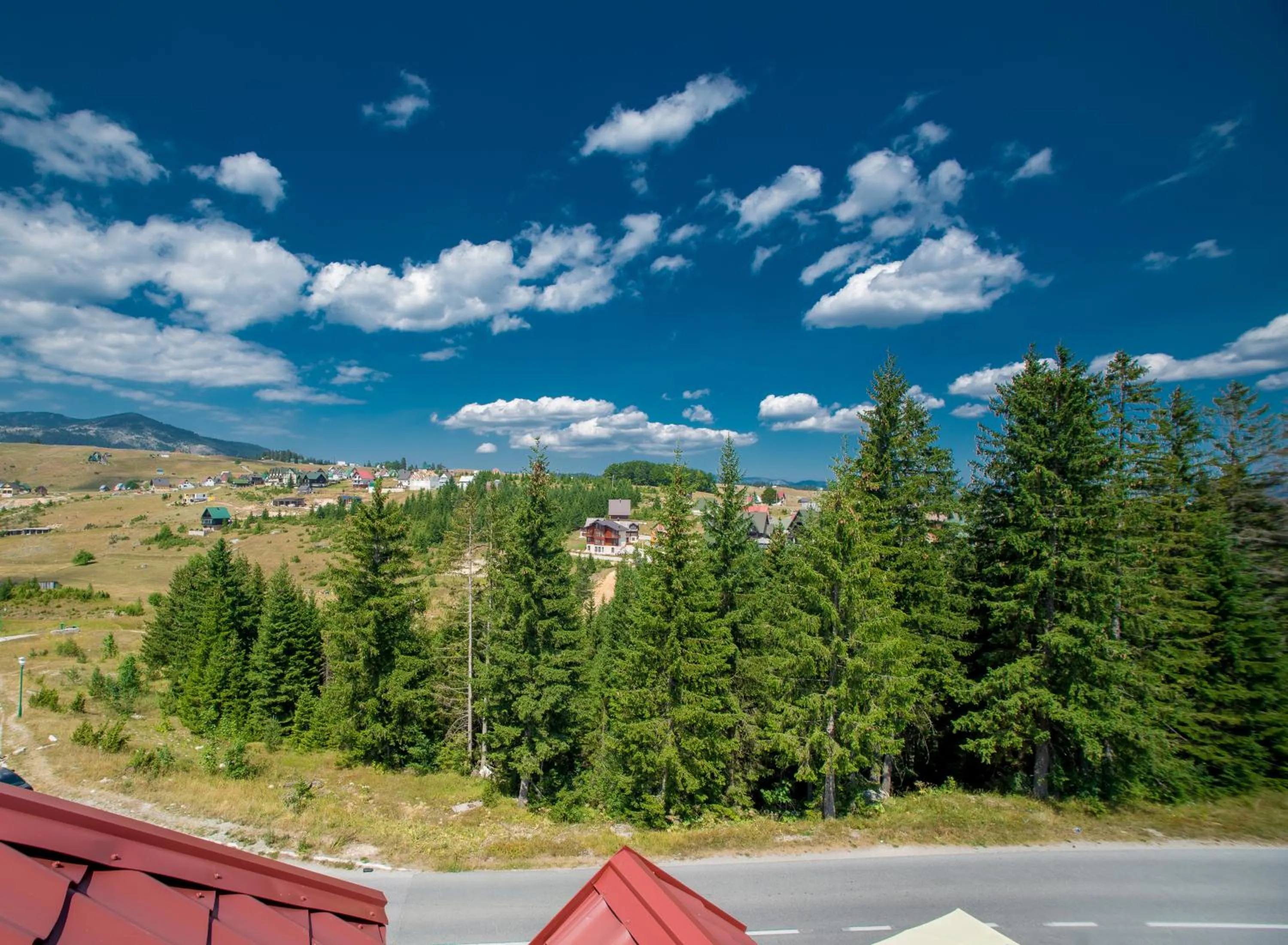 Garden view in Ski Hotel