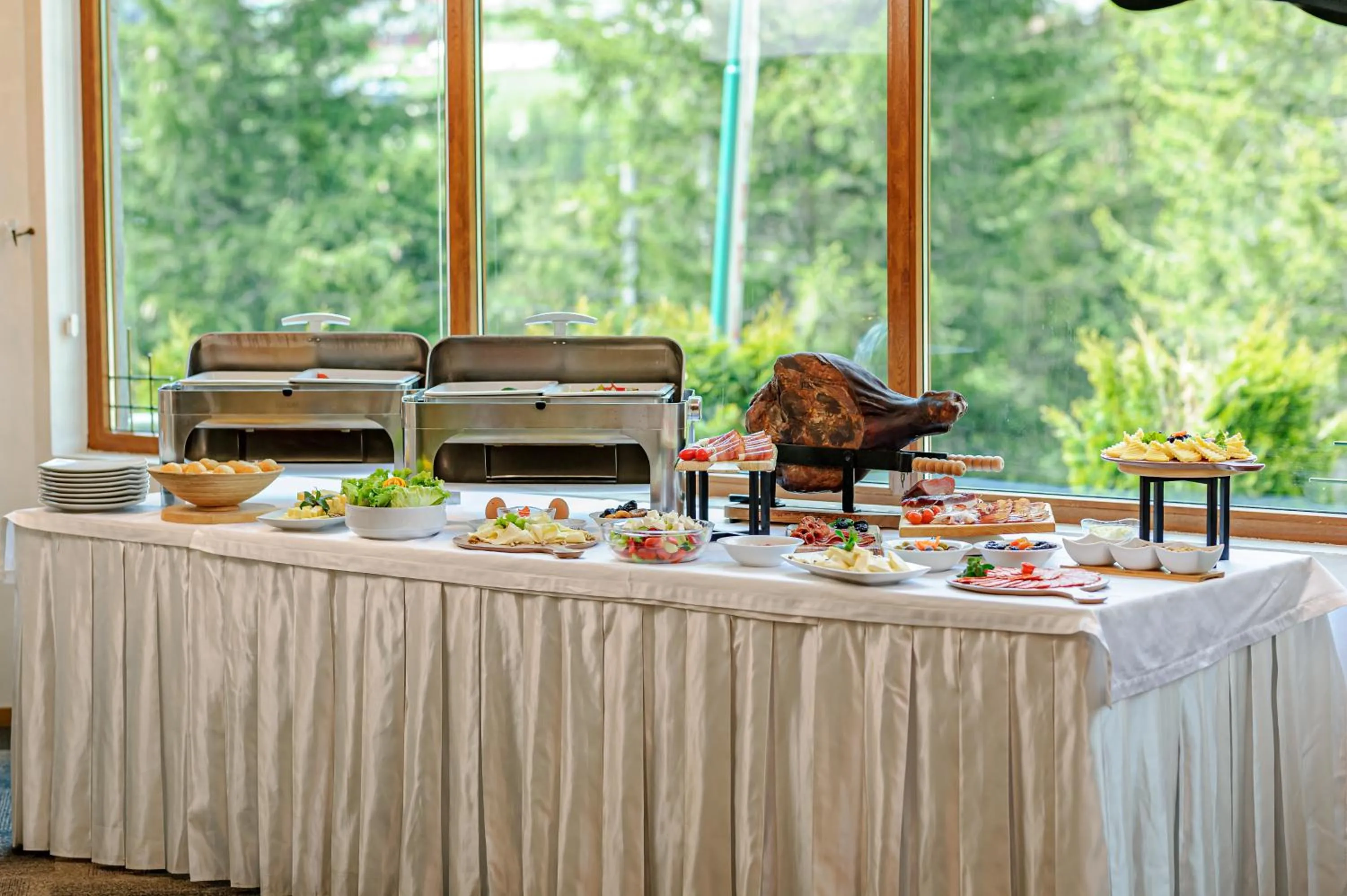 Breakfast in Ski Hotel