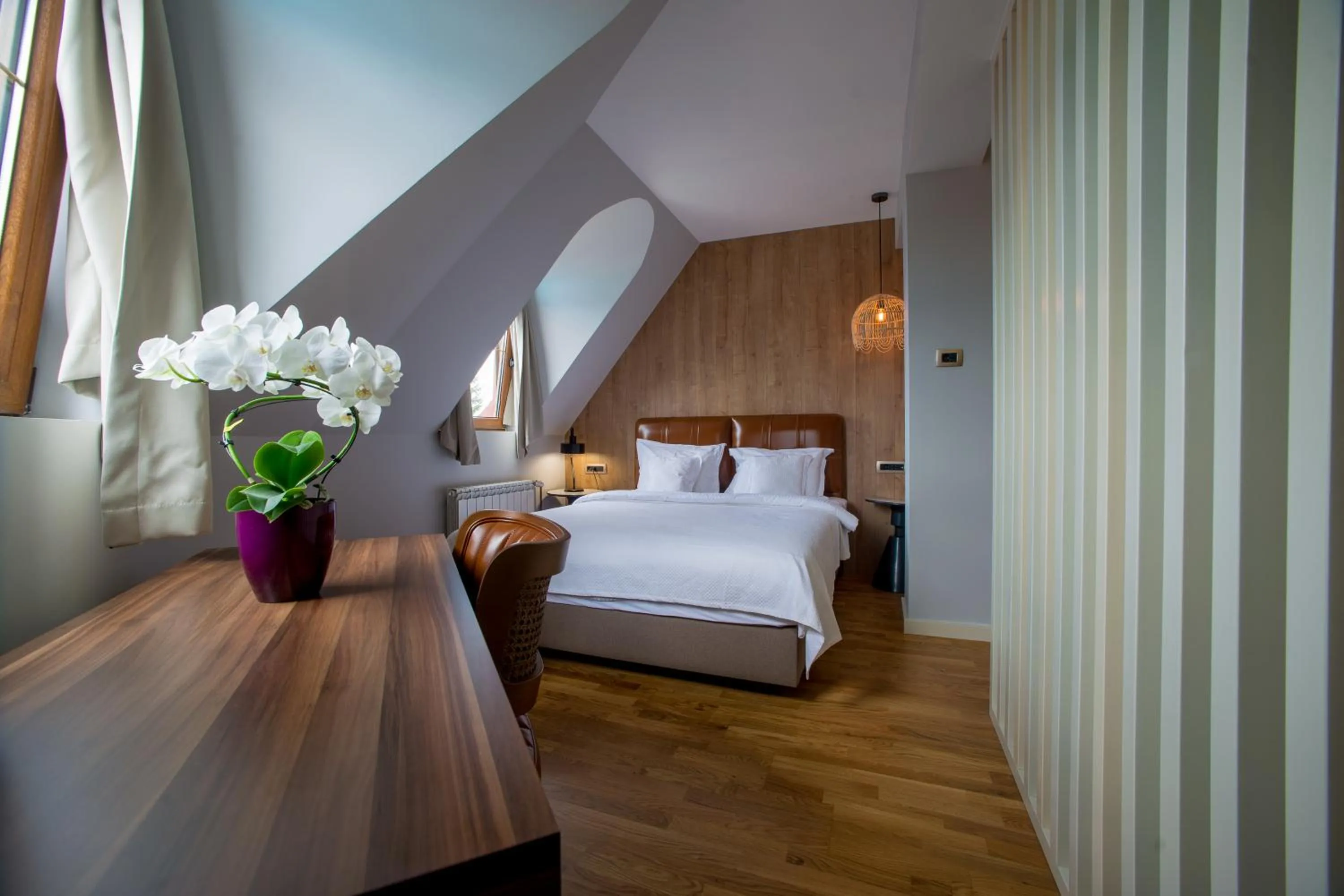 Bedroom, Bed in Ski Hotel