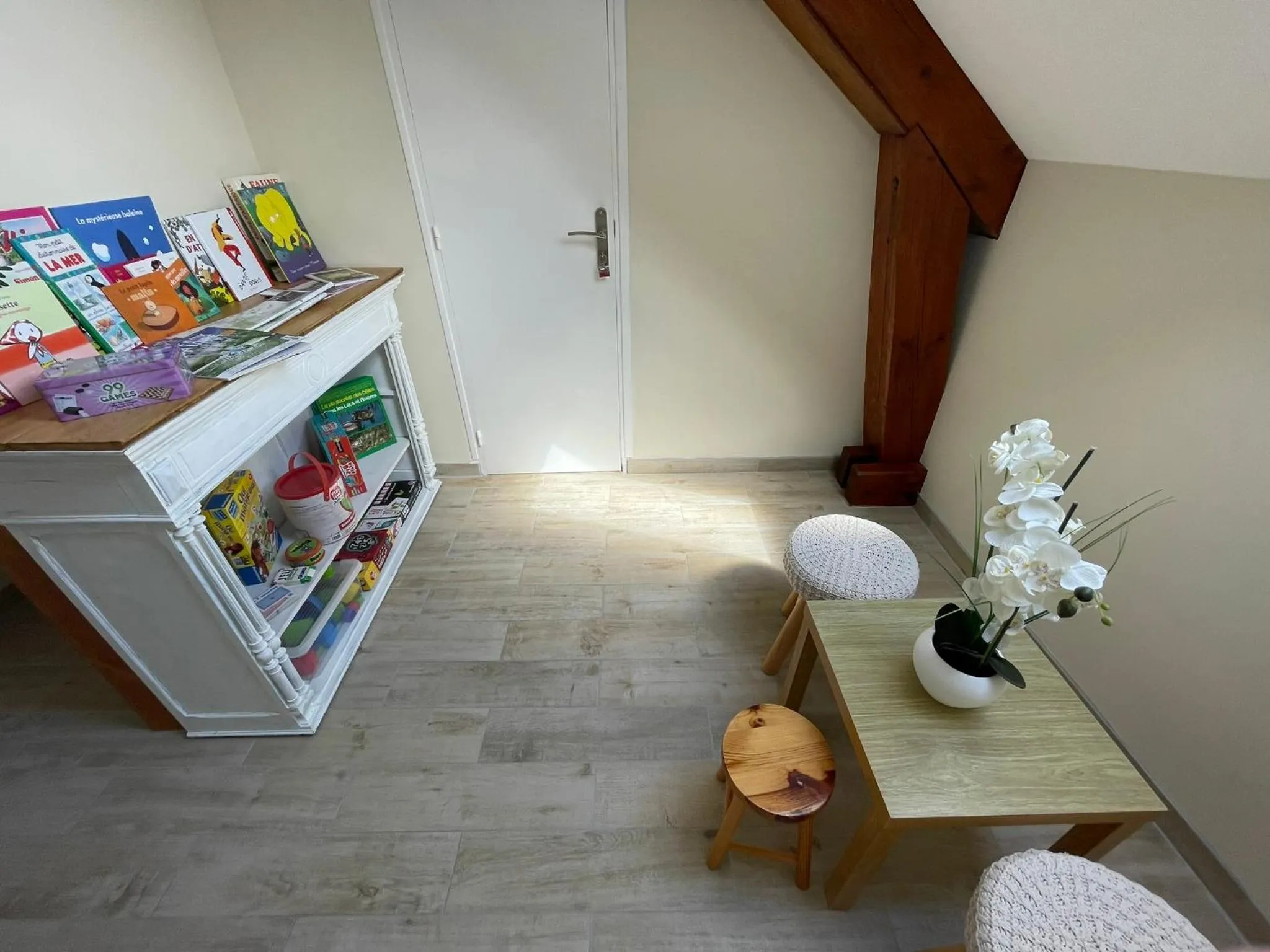 children in Au Nom des Dames, Maison et Table d'Hôtes, près de Chenonceau et du Zoo de Beauval