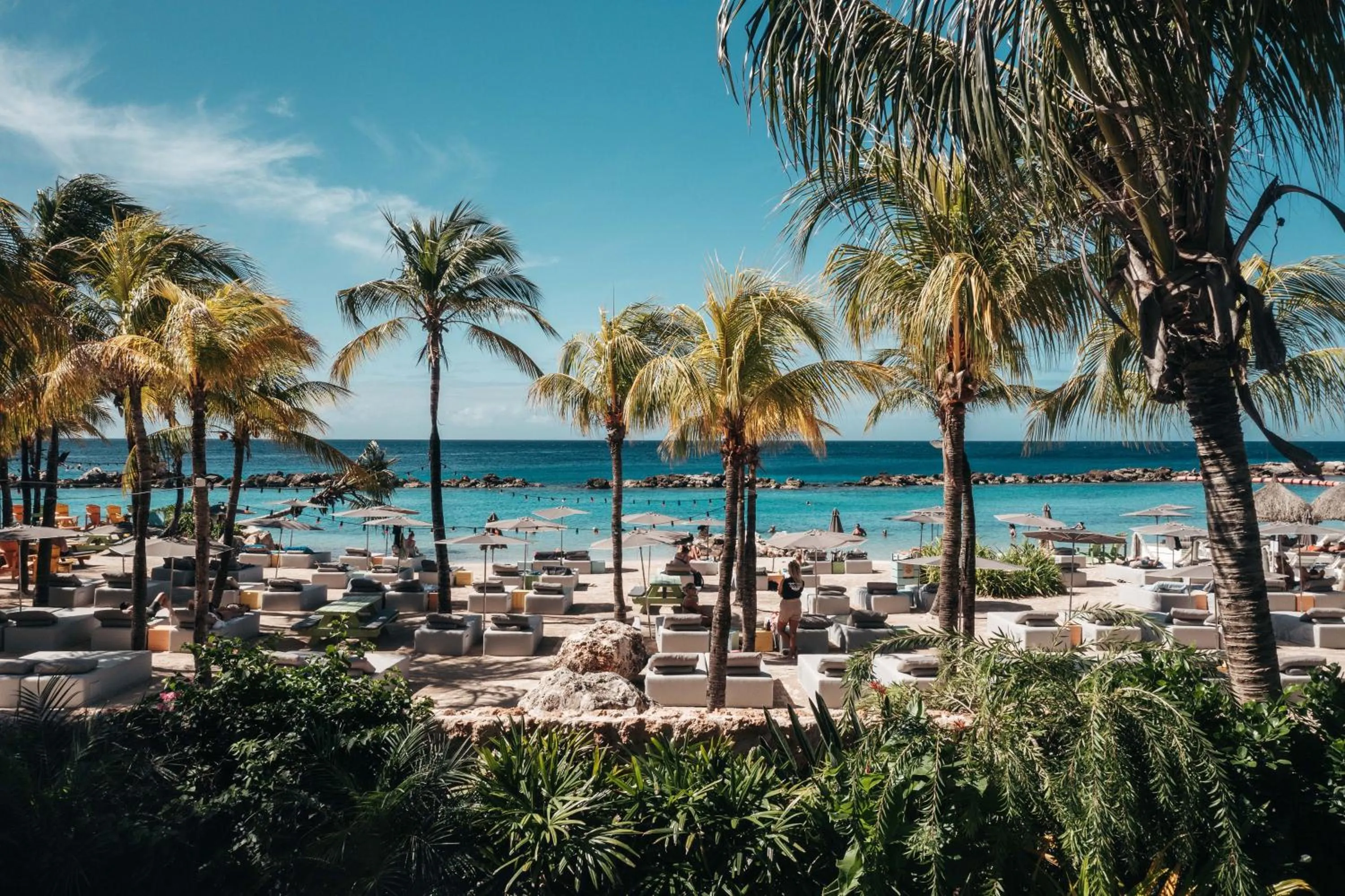 Restaurant/places to eat in Kontiki Beach Resort