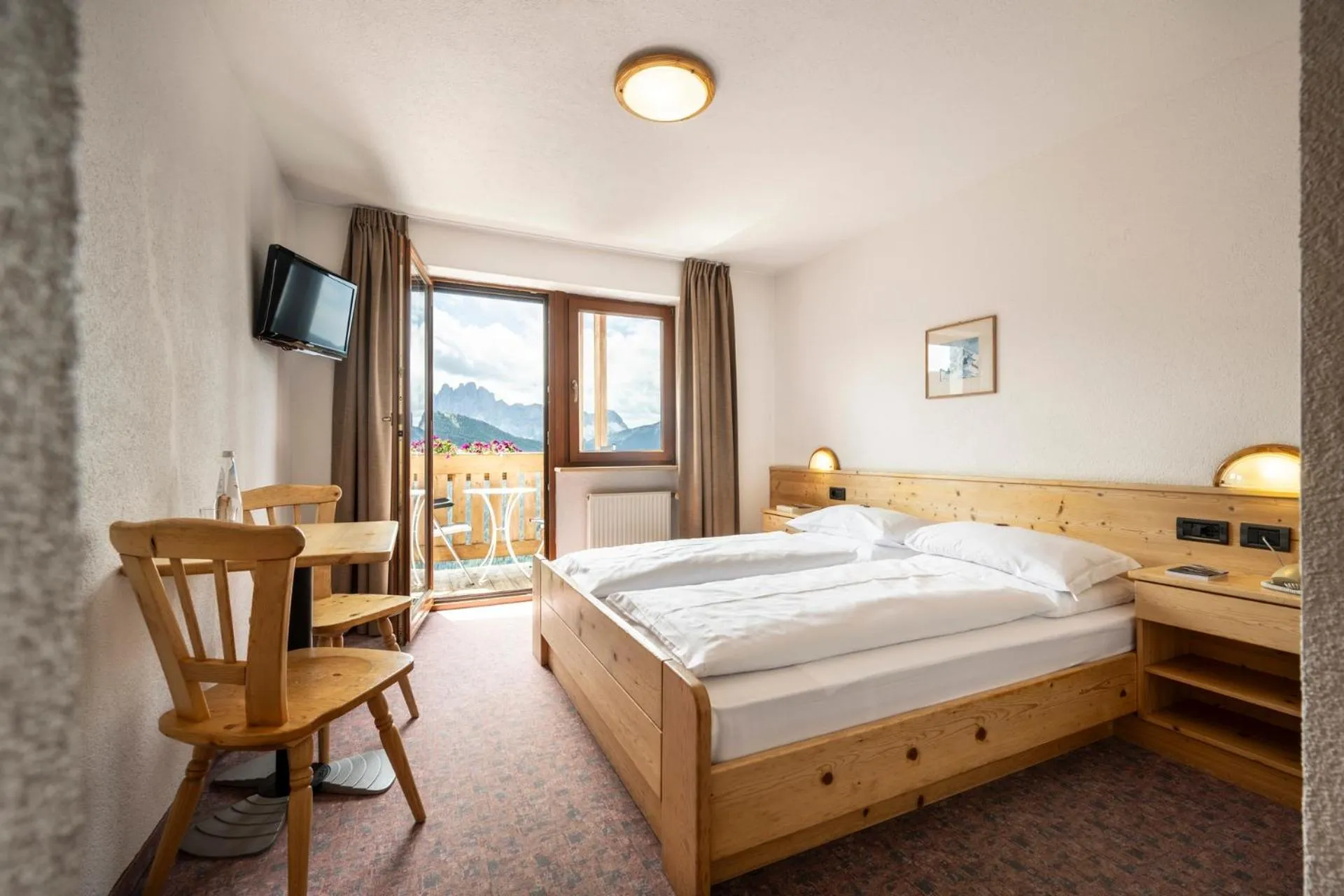 Bedroom, Bed in Berghotel Schlemmer