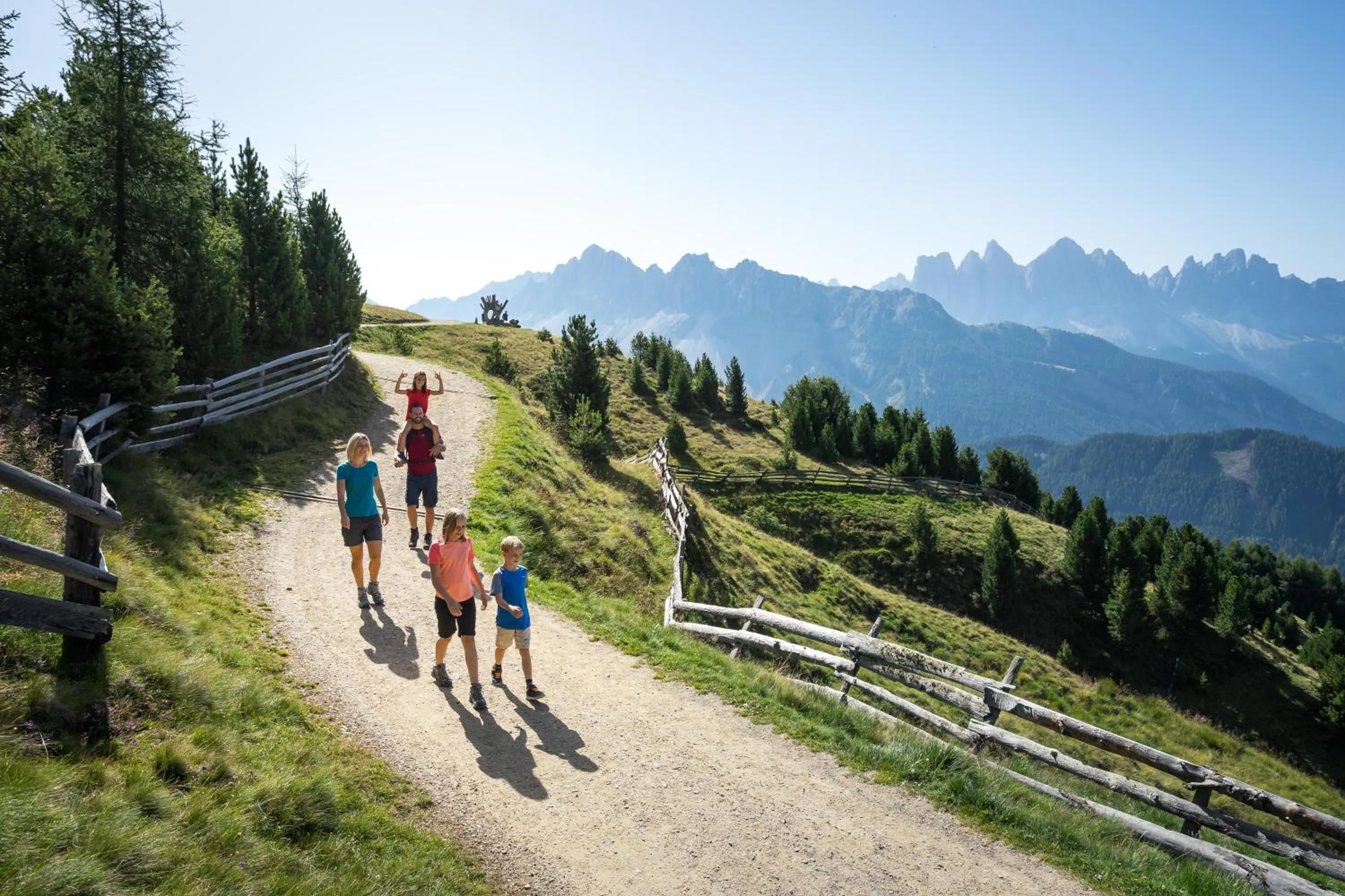 Hiking in Berghotel Schlemmer