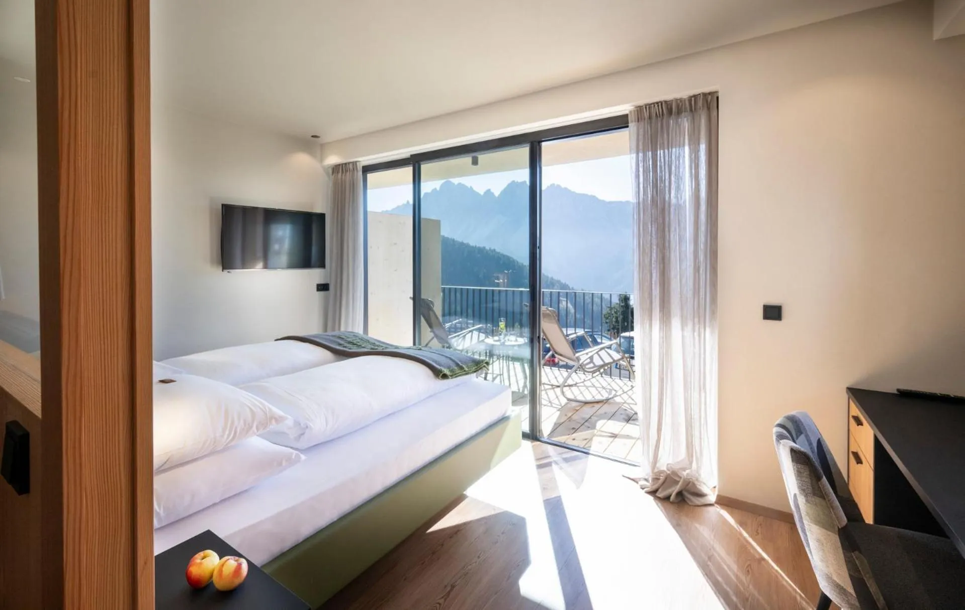 Bedroom, Bed in Berghotel Schlemmer