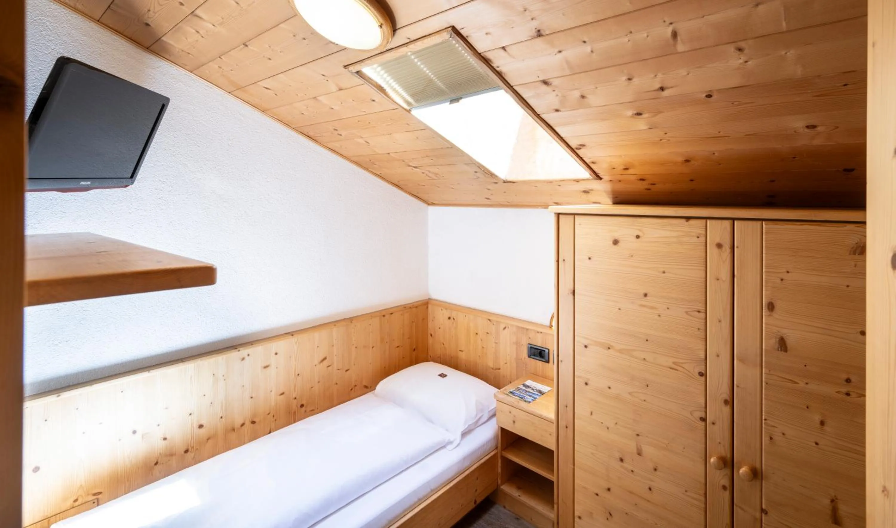 Bedroom, Bed in Berghotel Schlemmer