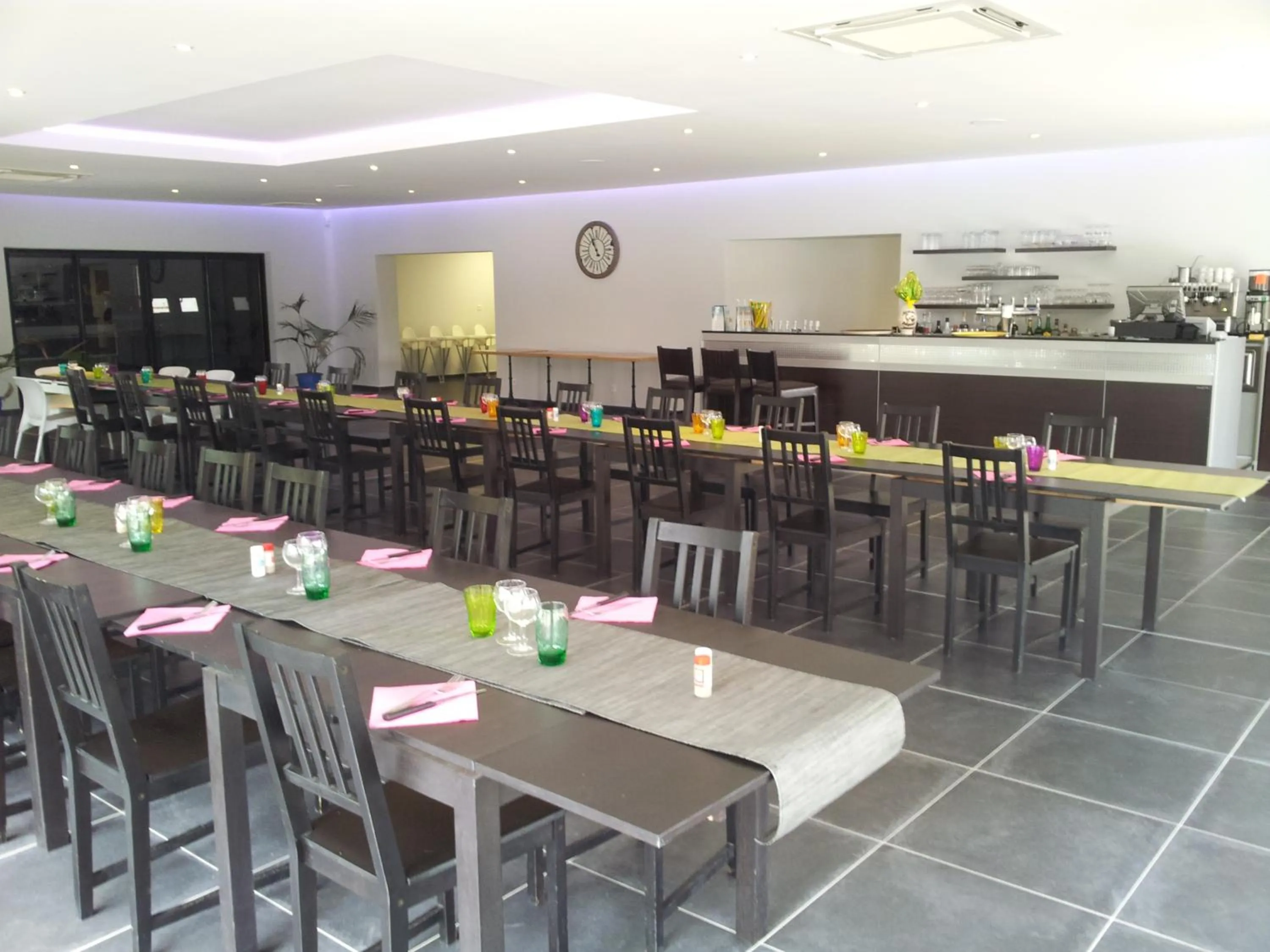 Restaurant/places to eat in Residence La Palmeraie