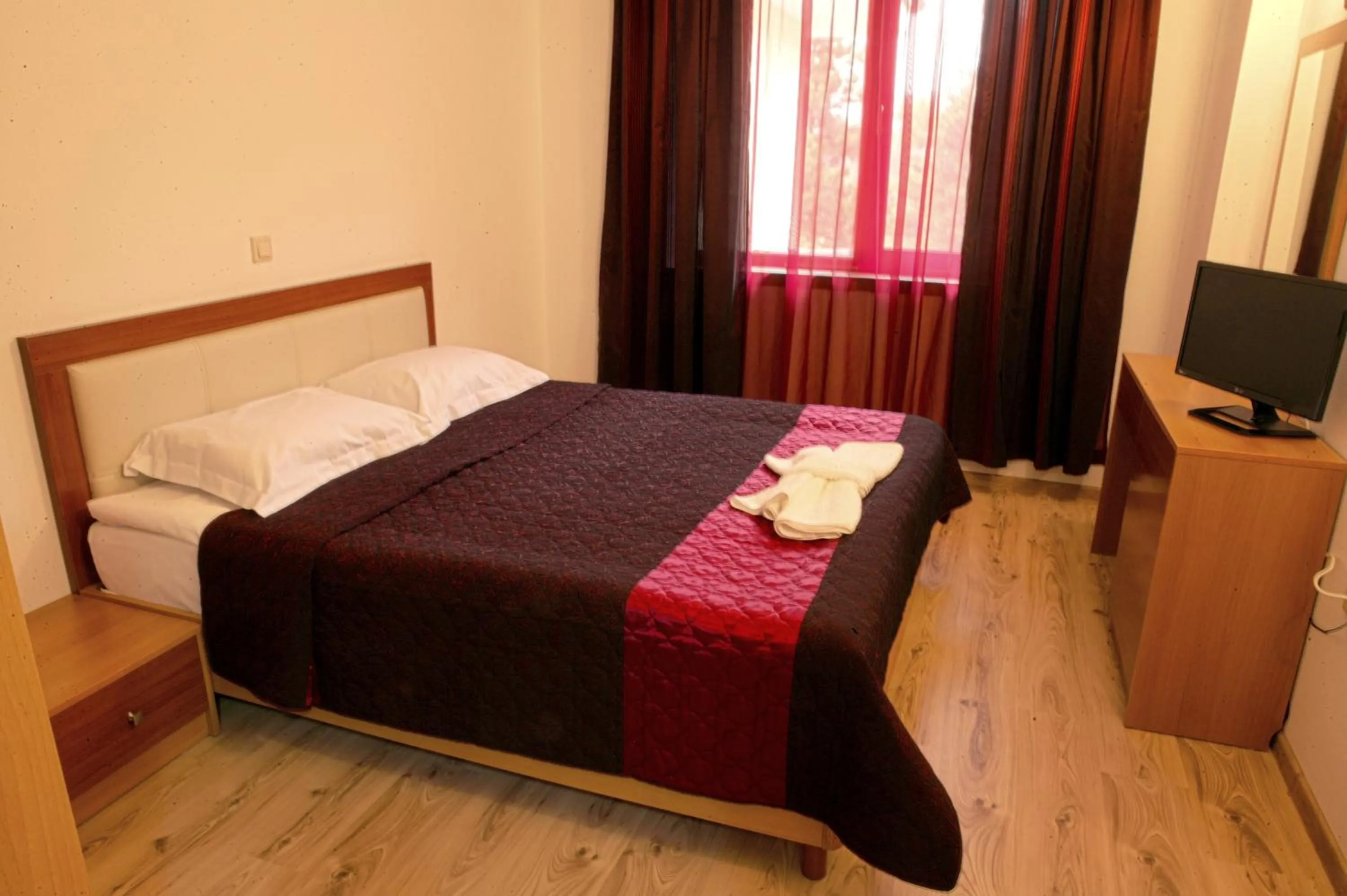 Bedroom in Hotel Orehite-G