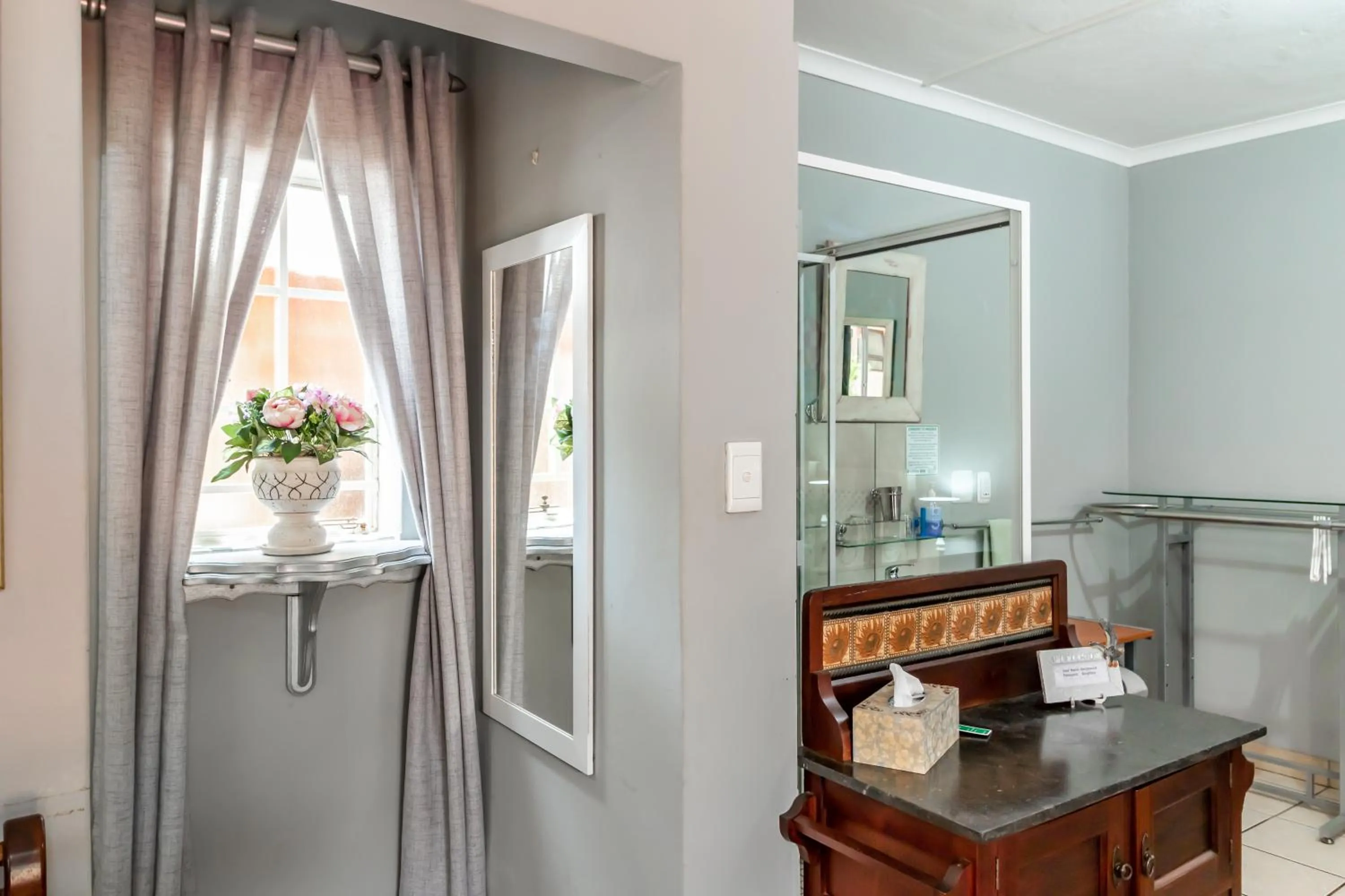 Shower in Berghaan Pretoria