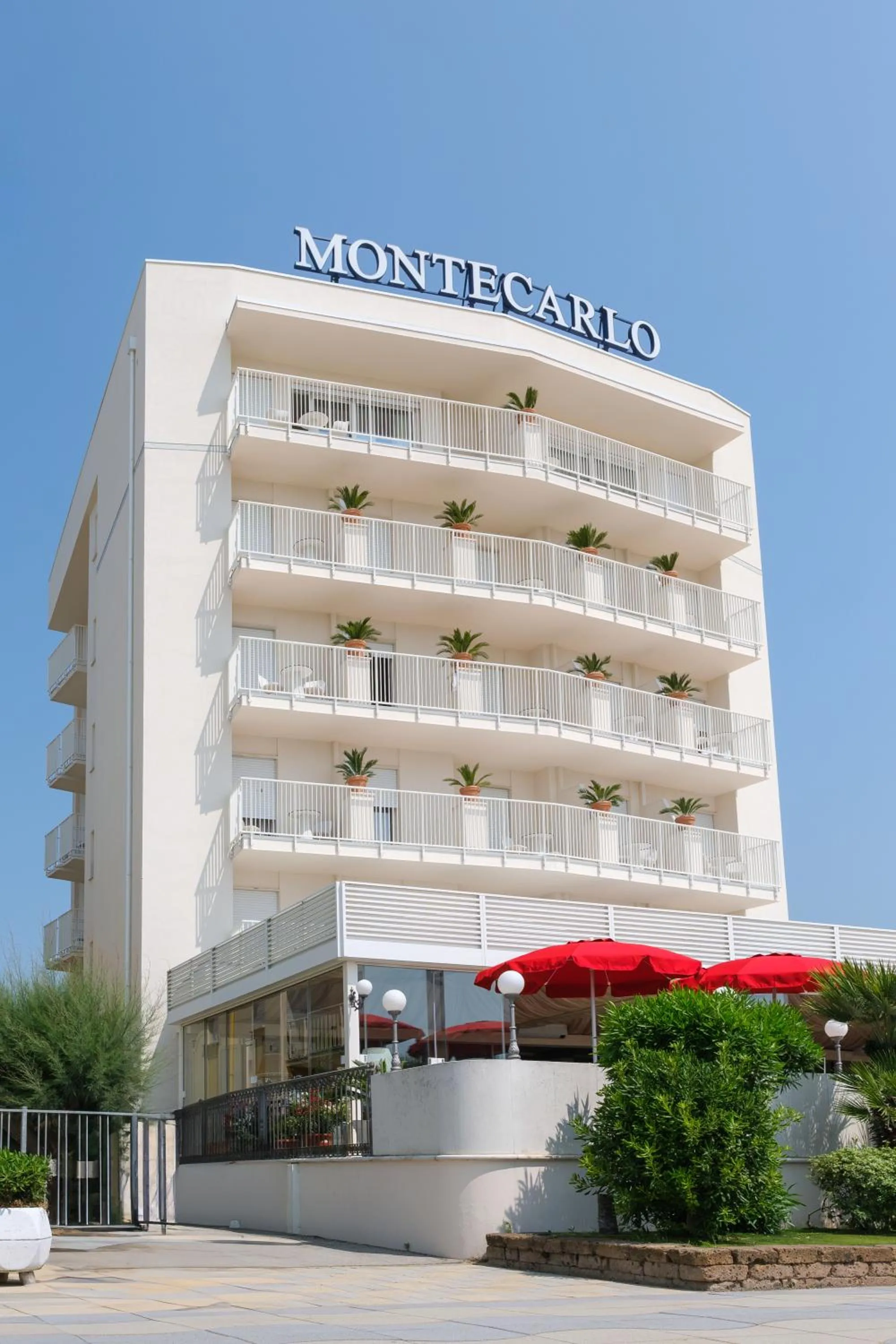 Hotel Montecarlo