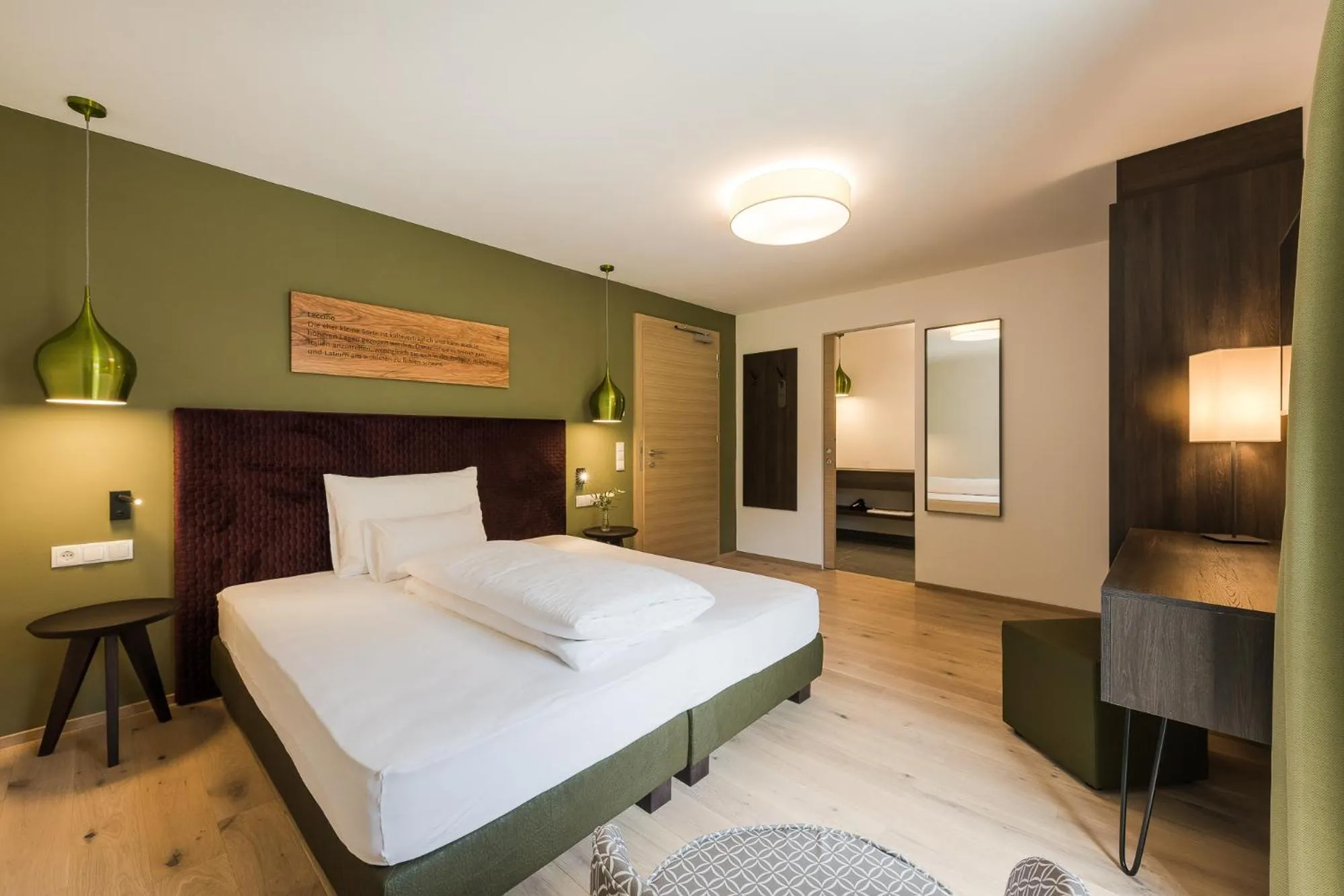 Bed in Oliven- & Genusshotel Hirzer