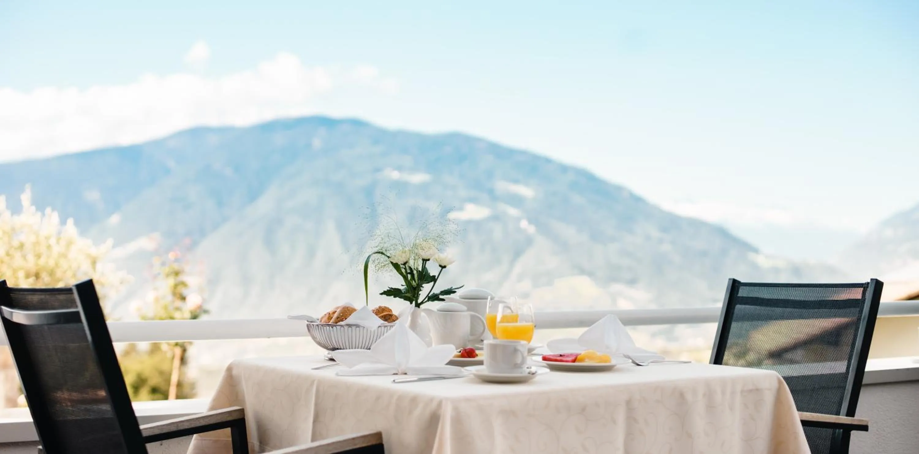 Breakfast in Oliven- & Genusshotel Hirzer