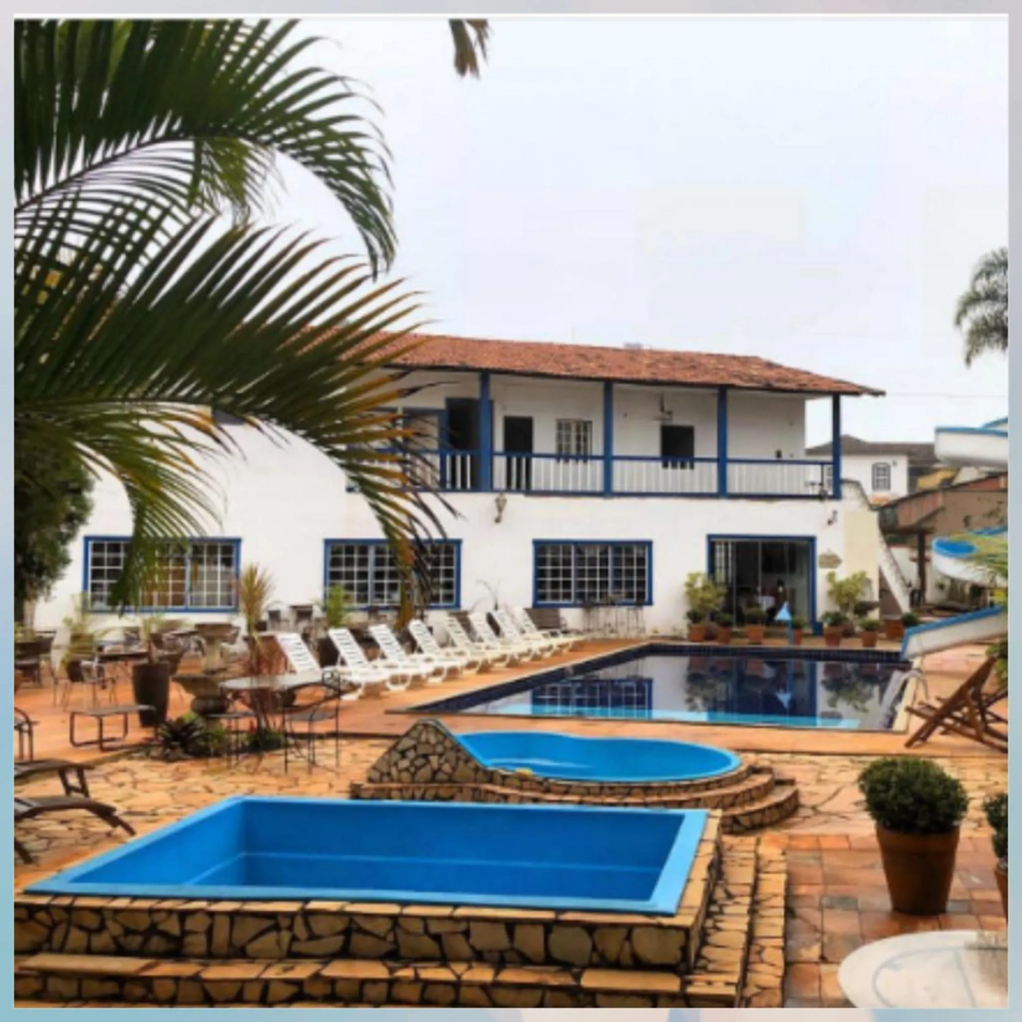 Swimming pool in Hotel Serra Vista