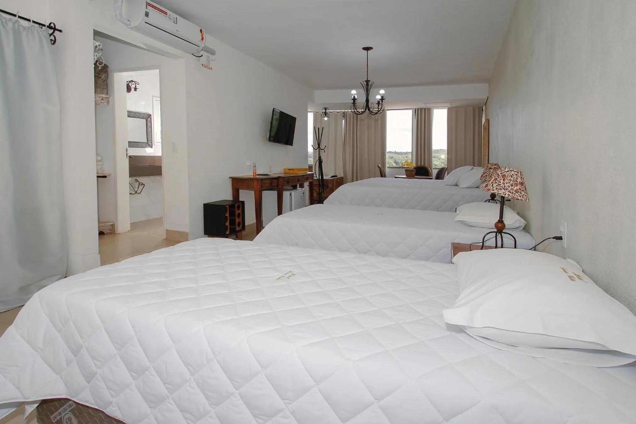 Bed in Hotel Serra Vista