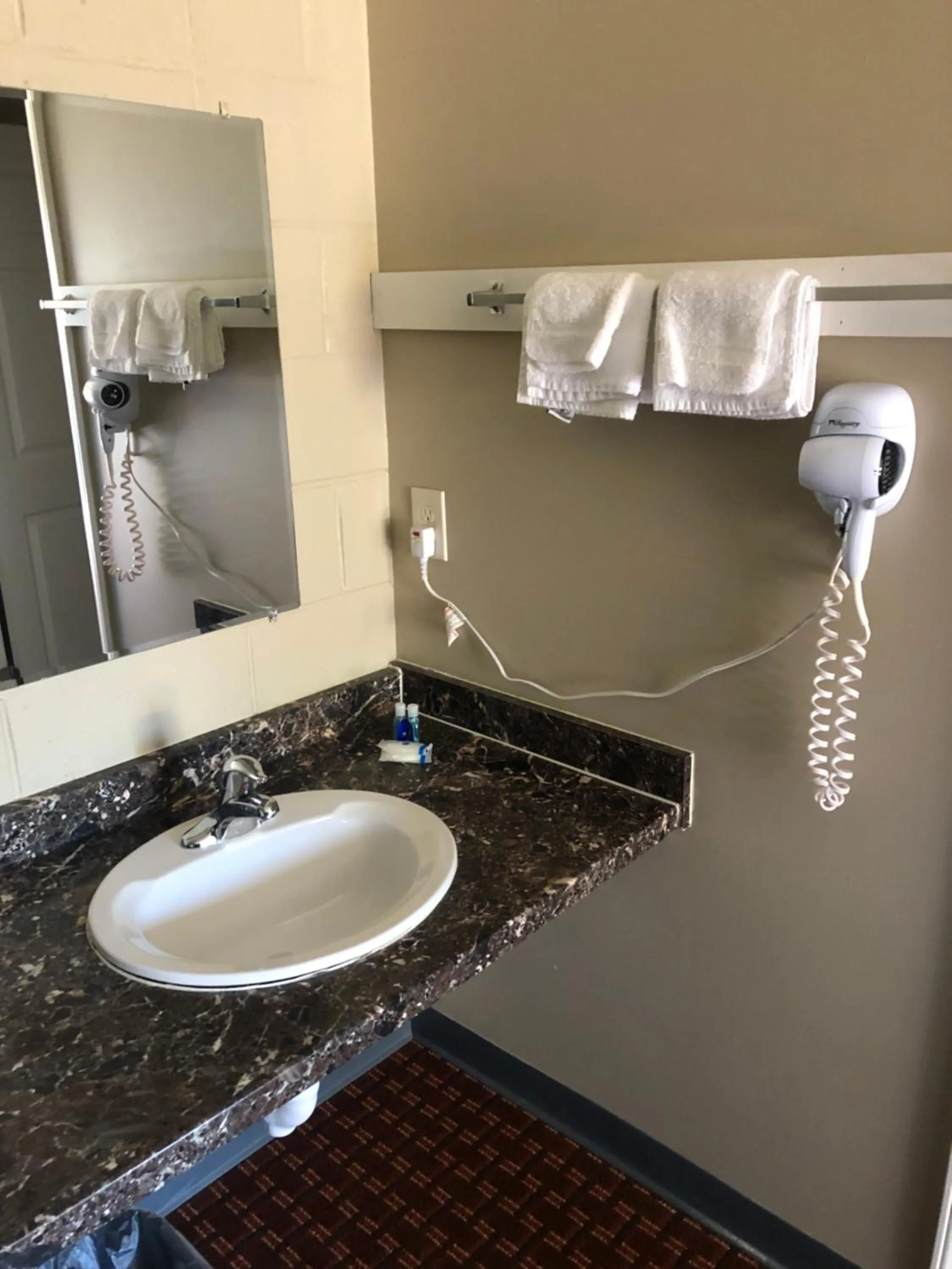 Rodeway Inn & Suites Walhalla