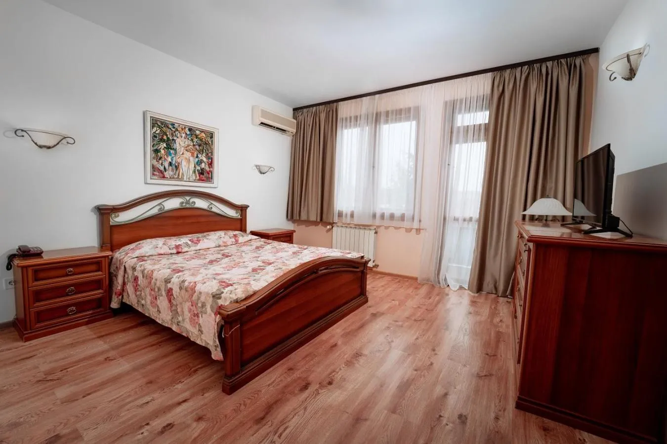 Bedroom, Bed in Hotel Winpalace
