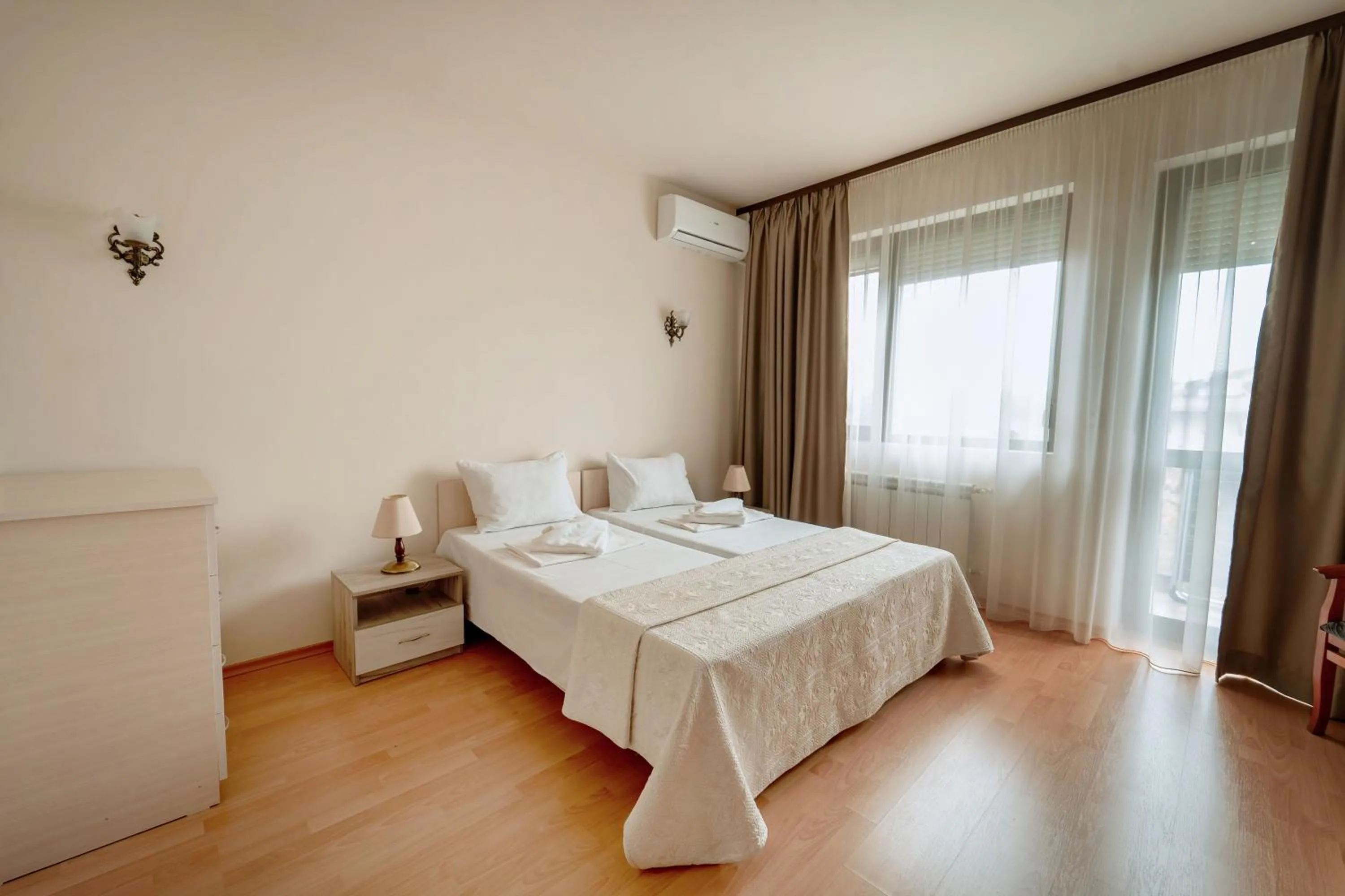Photo of the whole room, Bed in Hotel Winpalace