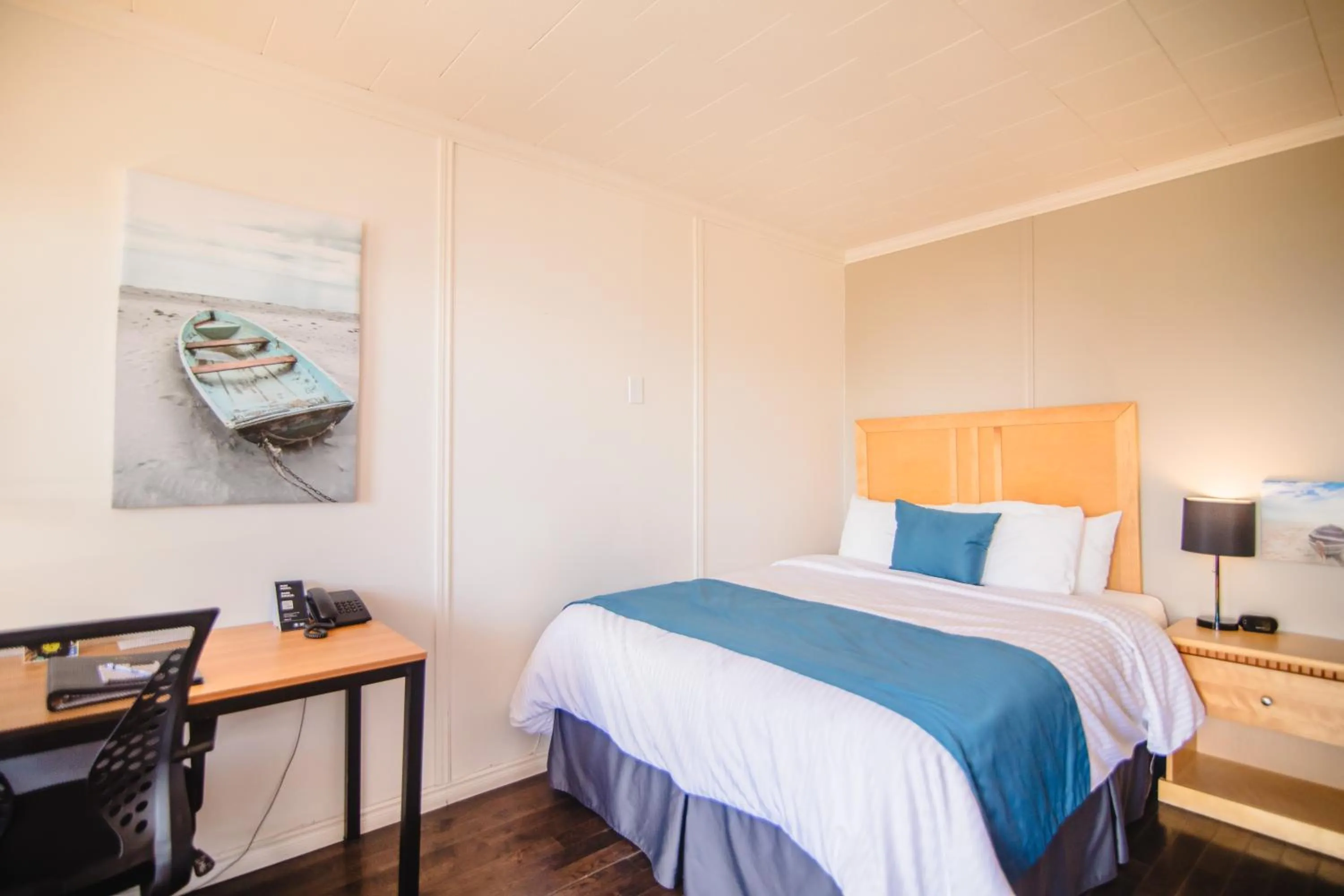 Bed in Riôtel Carleton-sur-Mer