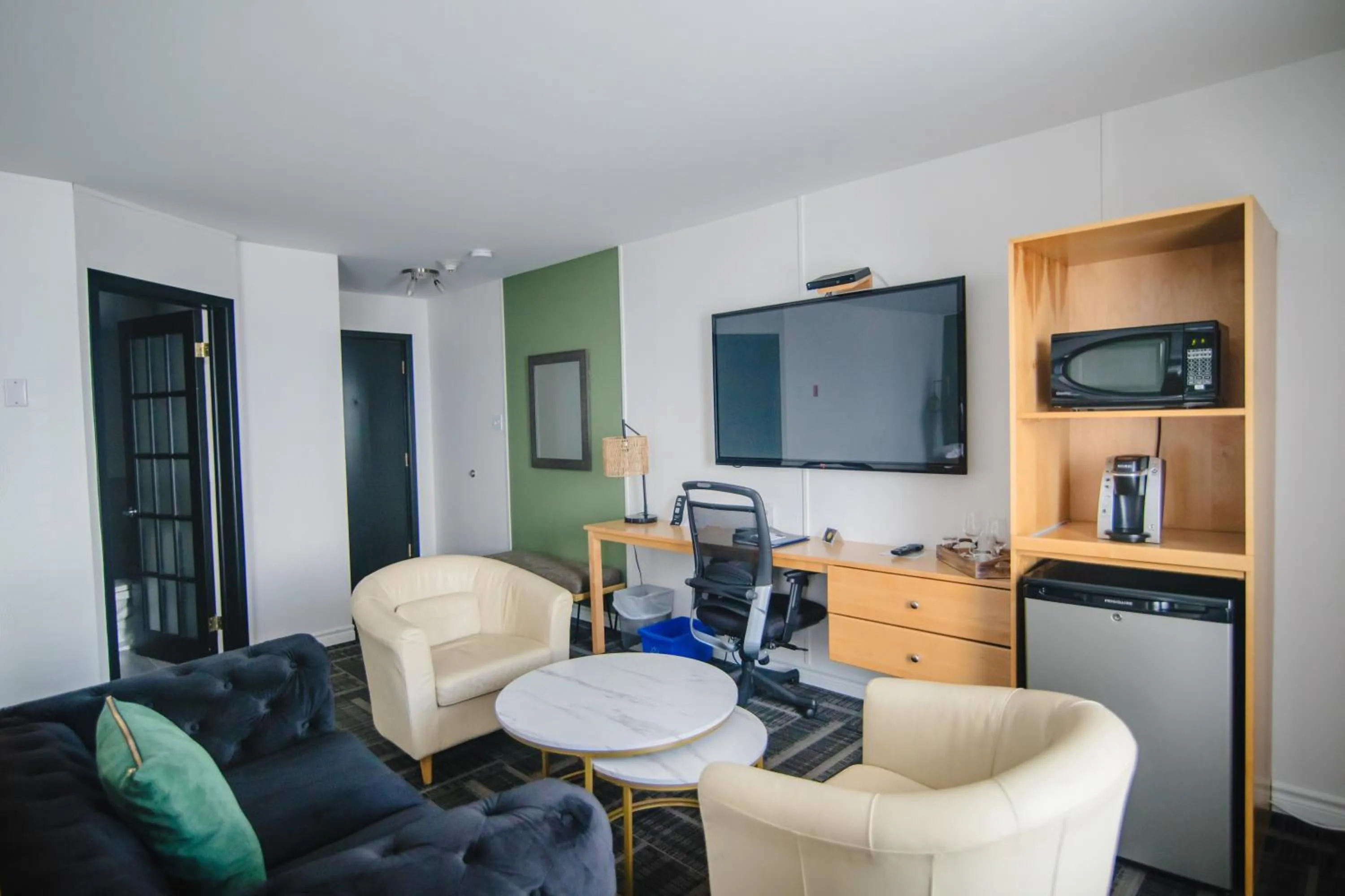 Riôtel Carleton-sur-Mer