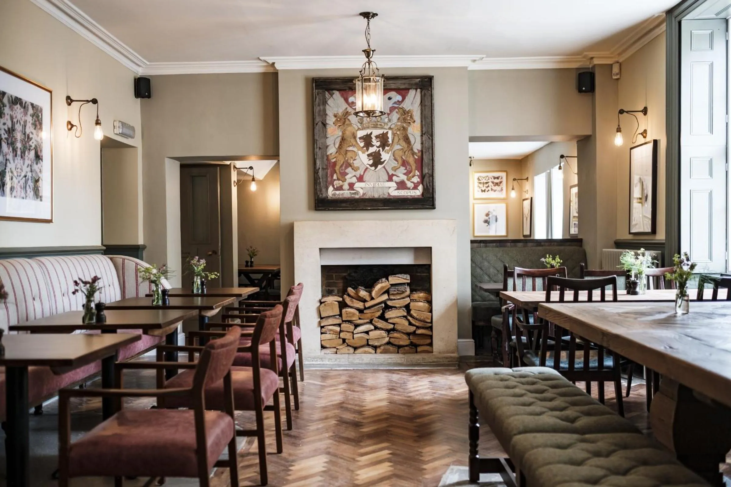 Restaurant/places to eat in The Methuen Arms