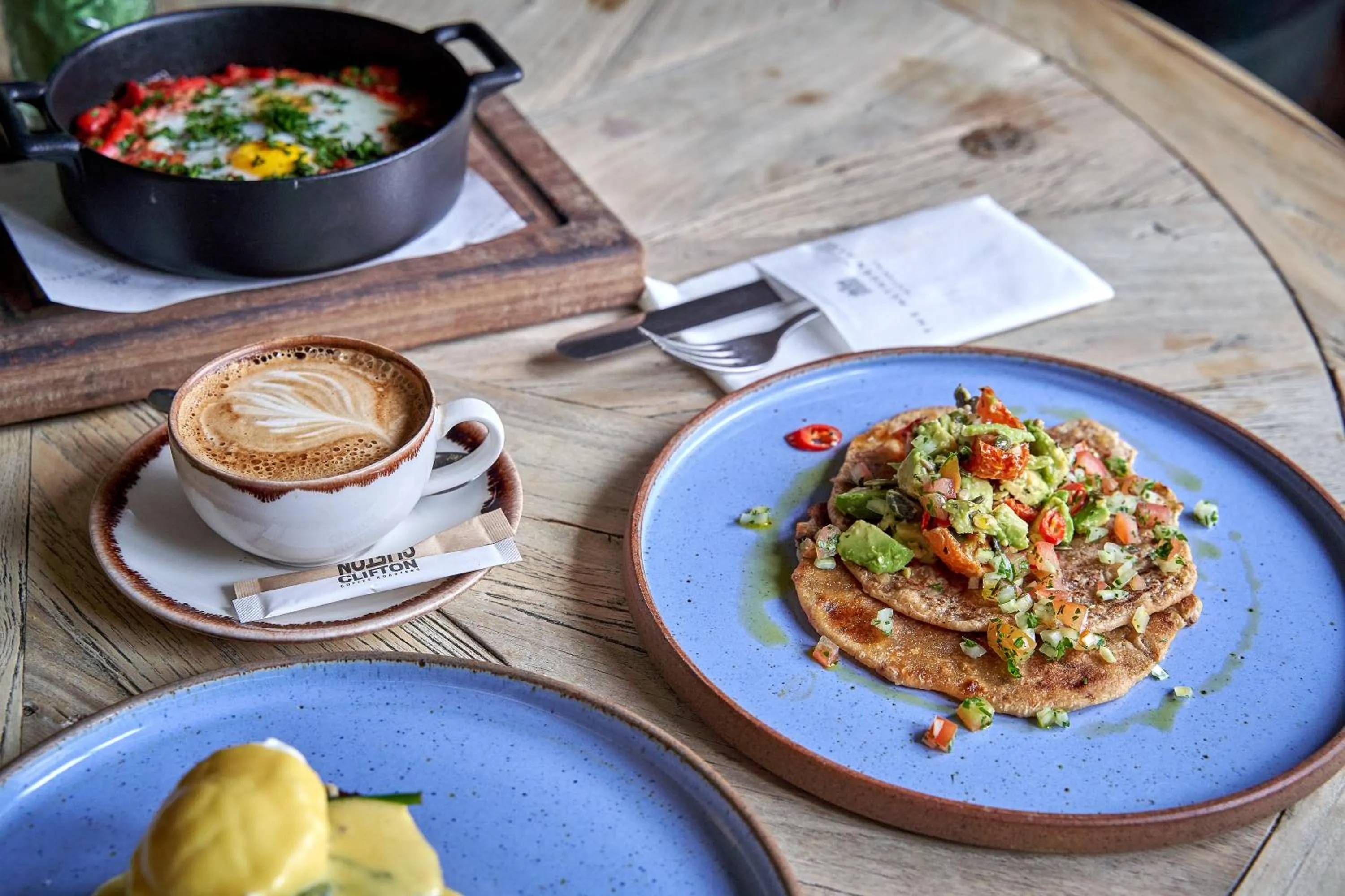 Breakfast in The Methuen Arms