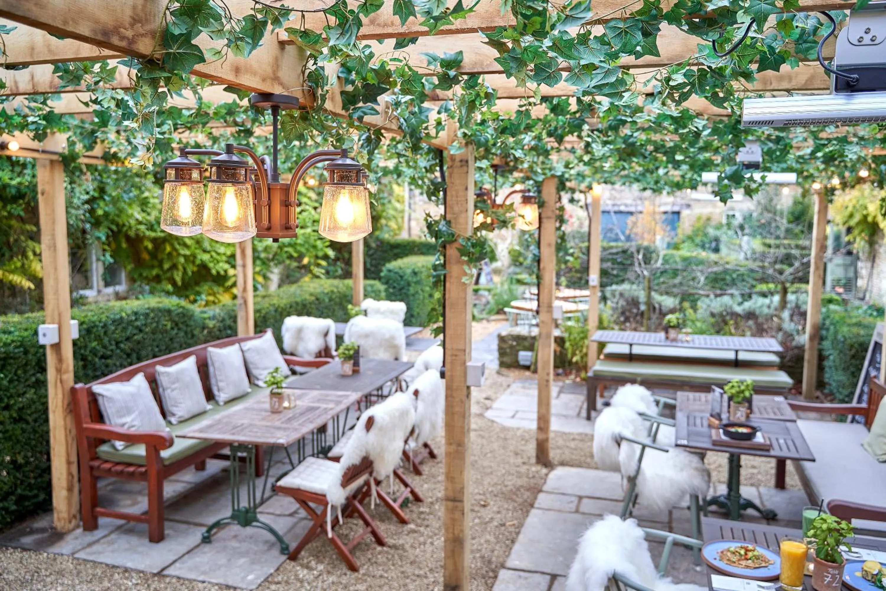 Restaurant/places to eat in The Methuen Arms