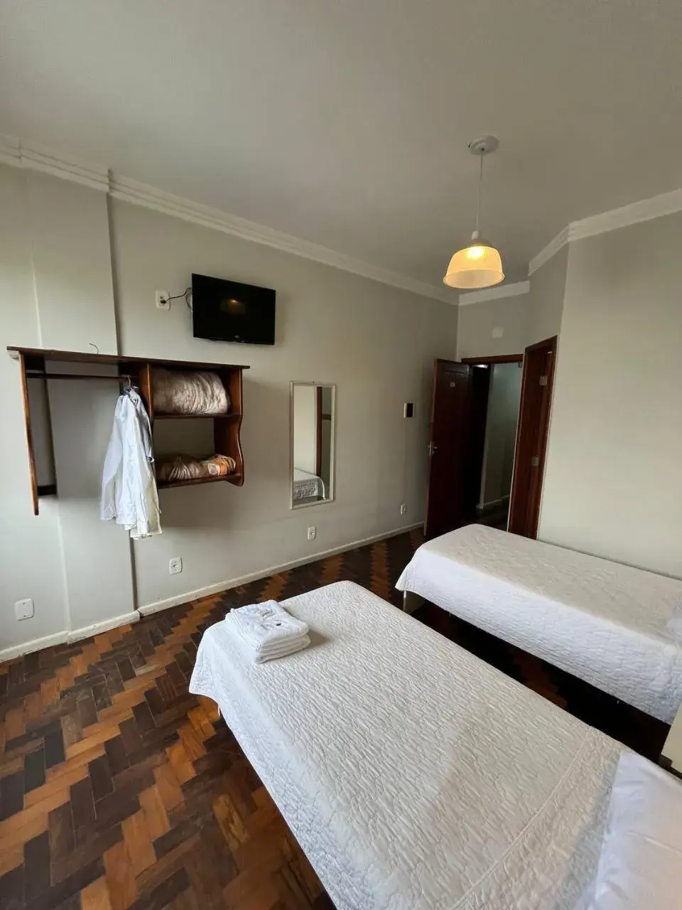 Twin Room - single occupancy in Oscar Palace Hotel - Centro de Tubarão Twin Room - single occupancy in Oscar Palace Hotel - Centro de Tubarão