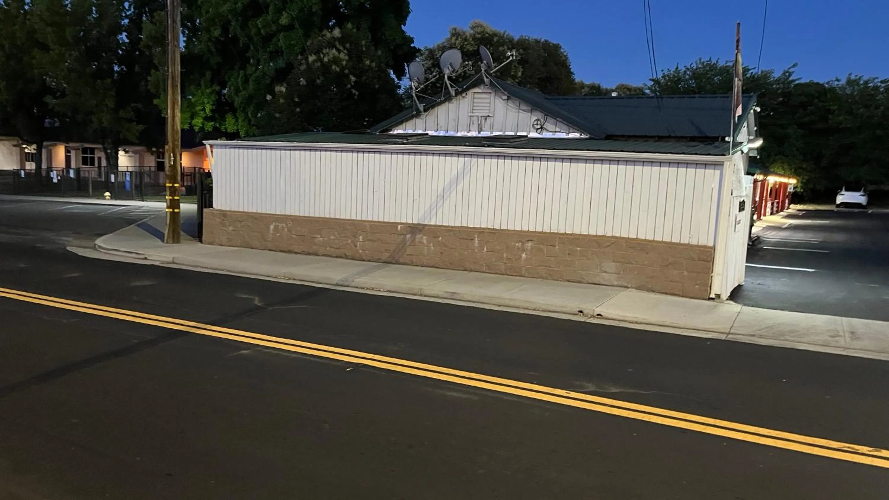 Property building in Jumping Frog Motel