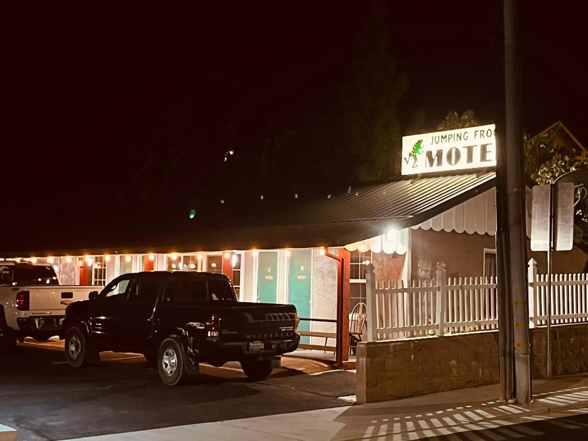 Property building in Jumping Frog Motel