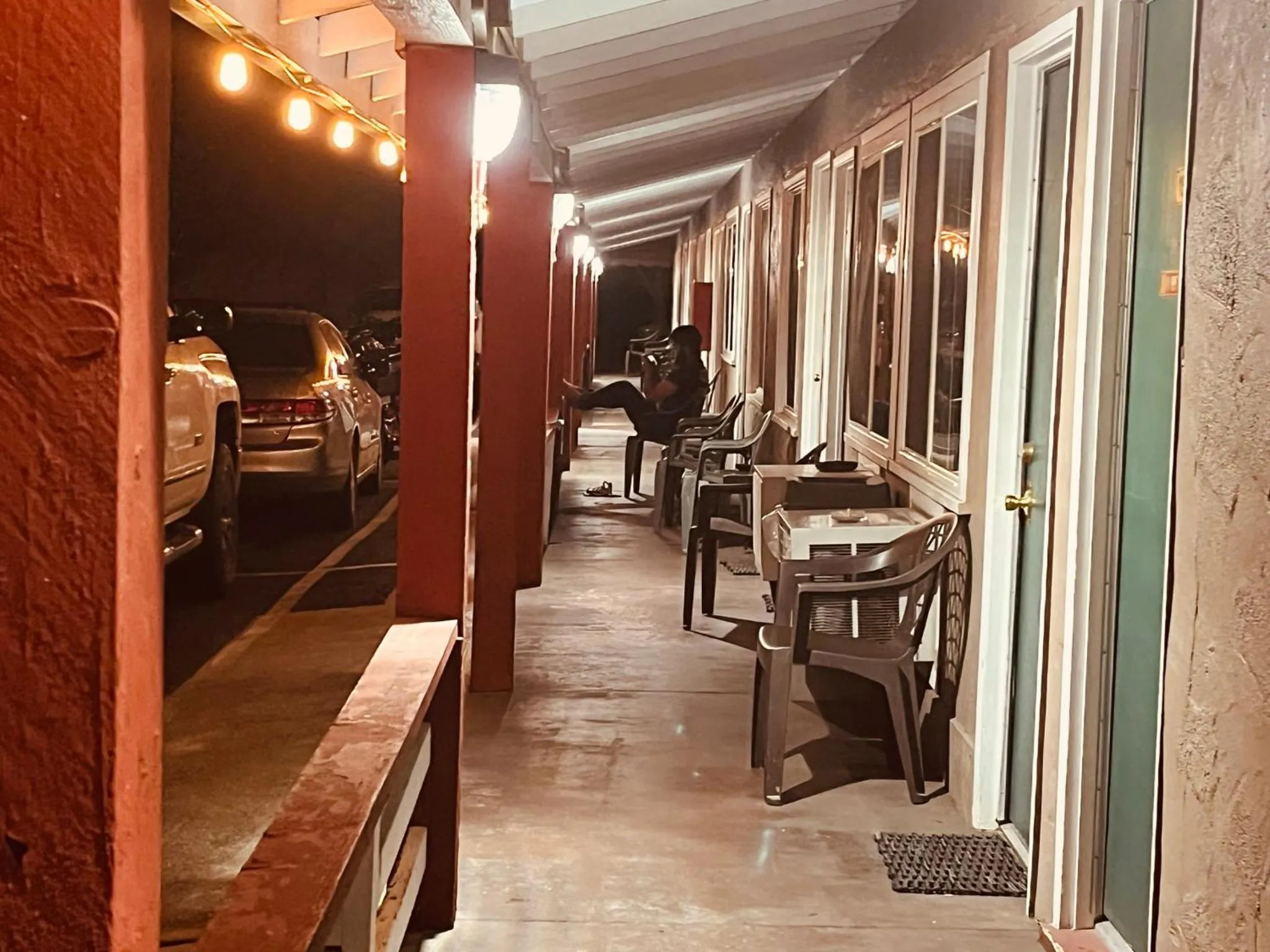 Seating area in Jumping Frog Motel